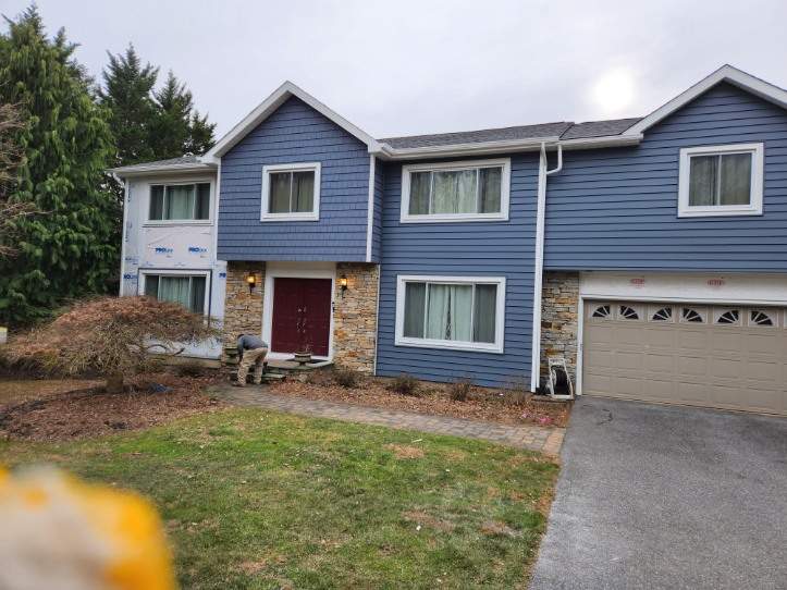 Siding Replacement | Certainteed Pacific Blue by American Home Contractors