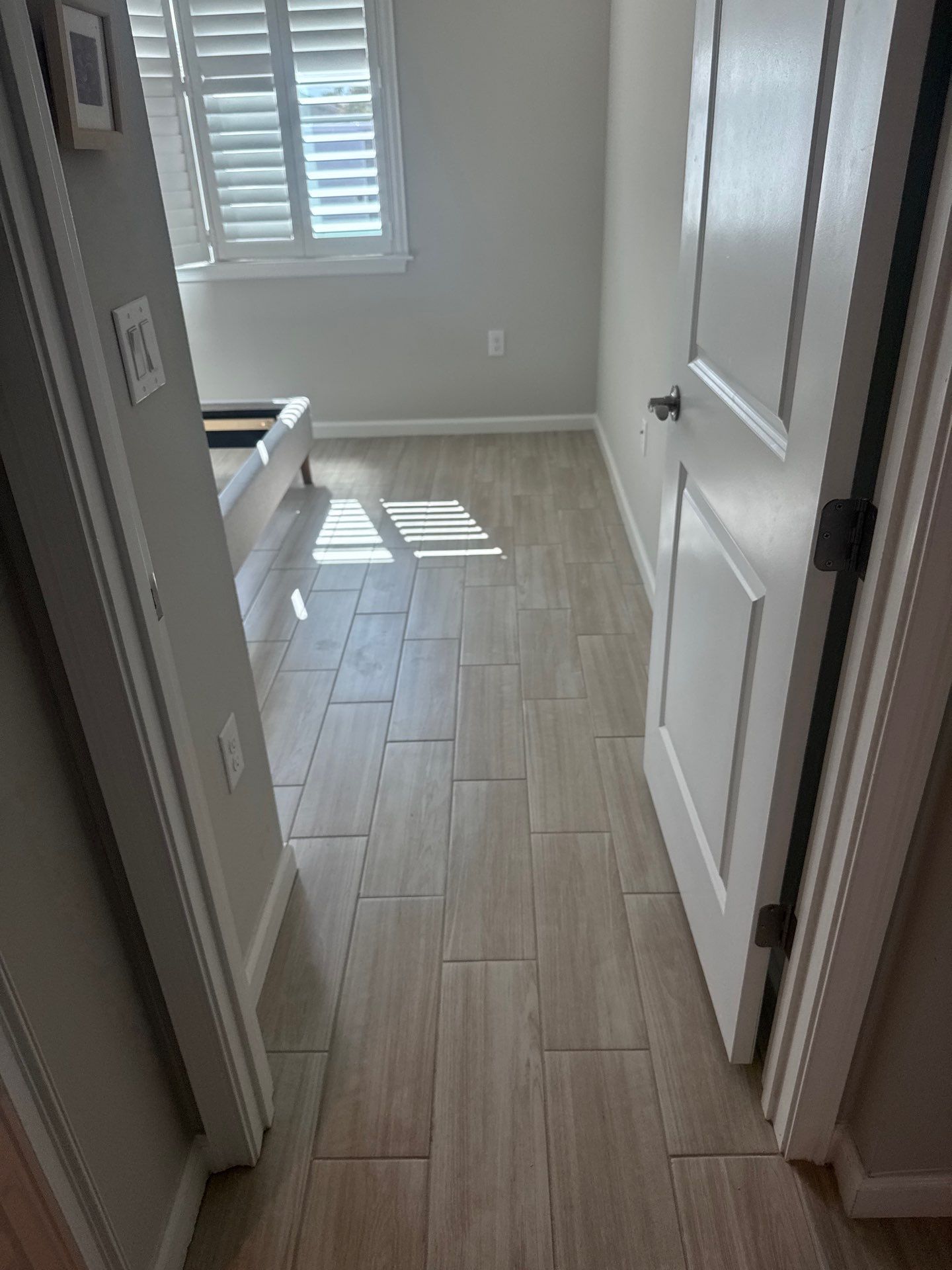 LVT Bedroom Upgrade by Vrmmm Flooring