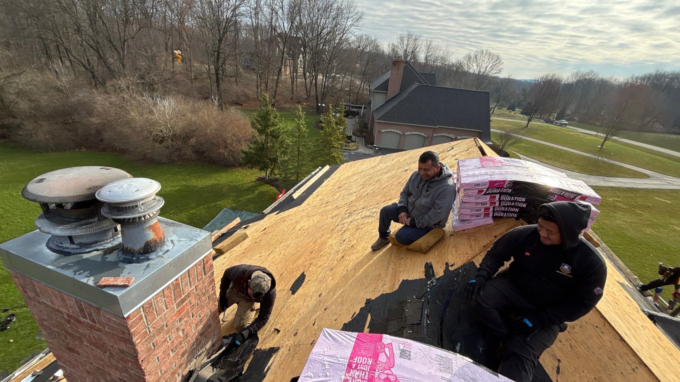 Roof Replacement using Owens Corning Onyx Black by 180 Contractors