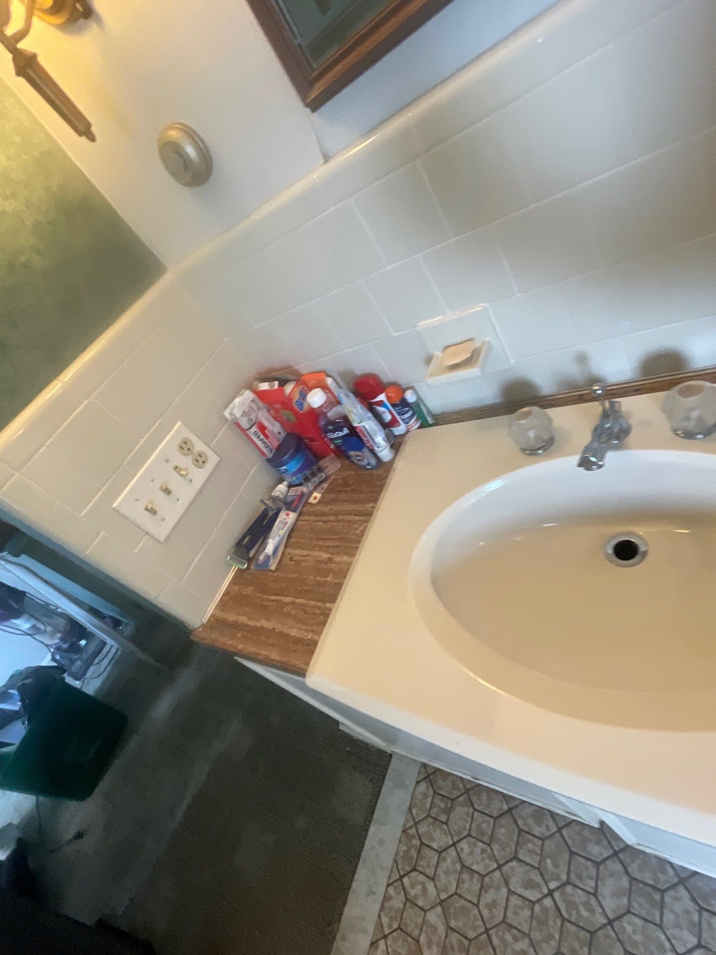Project in North Smithfield by Mg House Cleaning
