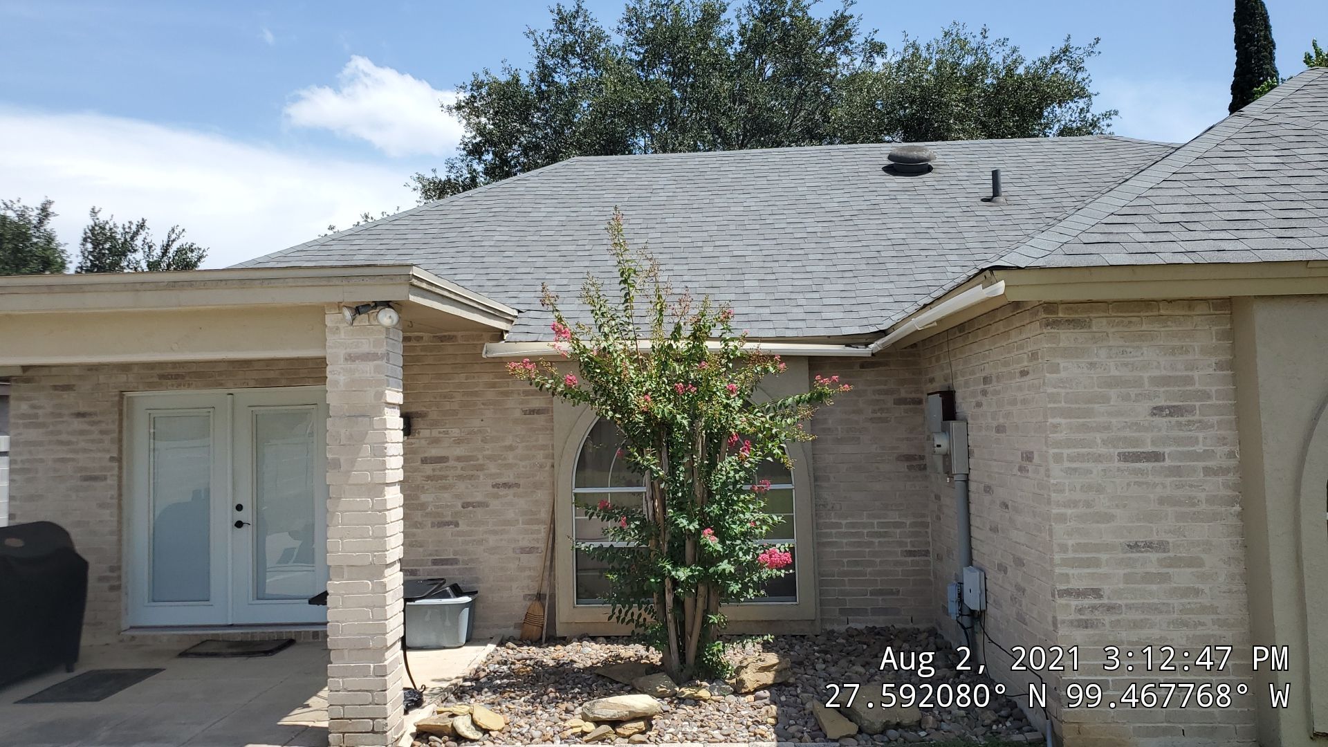 Residential Roofing Installation using Owens Corning - Oakridge by JM Flores Roofing & Construction, Inc