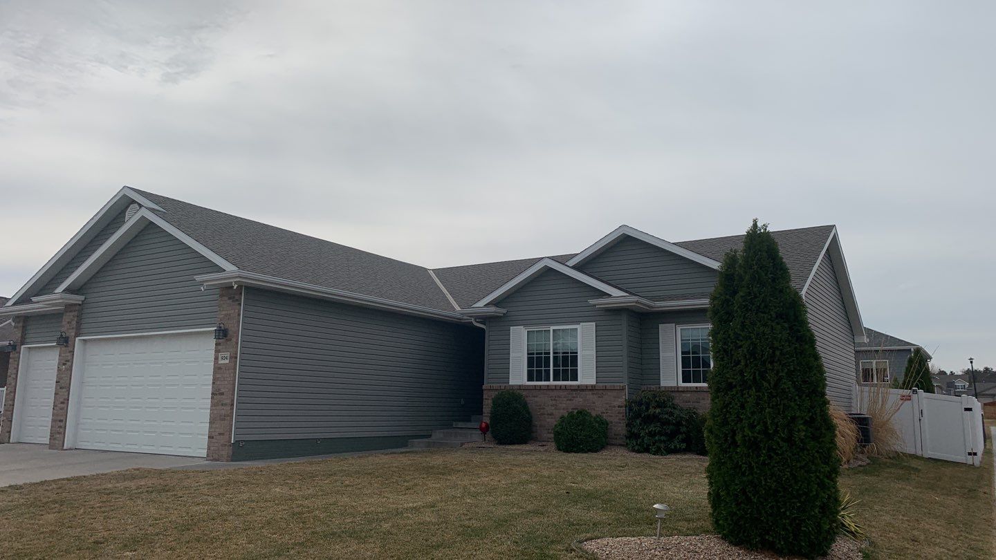 Residential Re-roof by White Castle Roofing