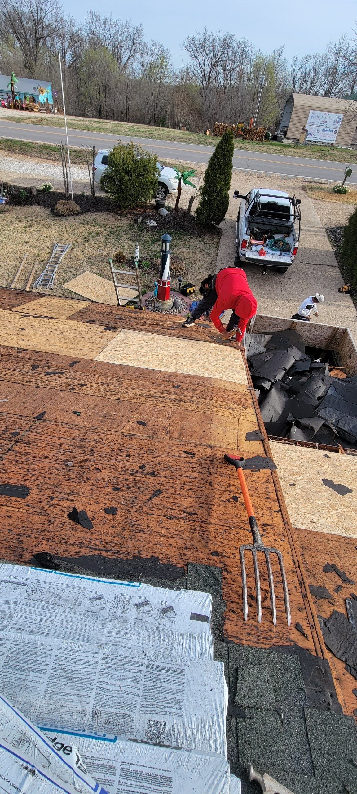 Residential Roofing Installation using IKO DYNASTY ROOF by EEC  Windows, Siding & Roofing 