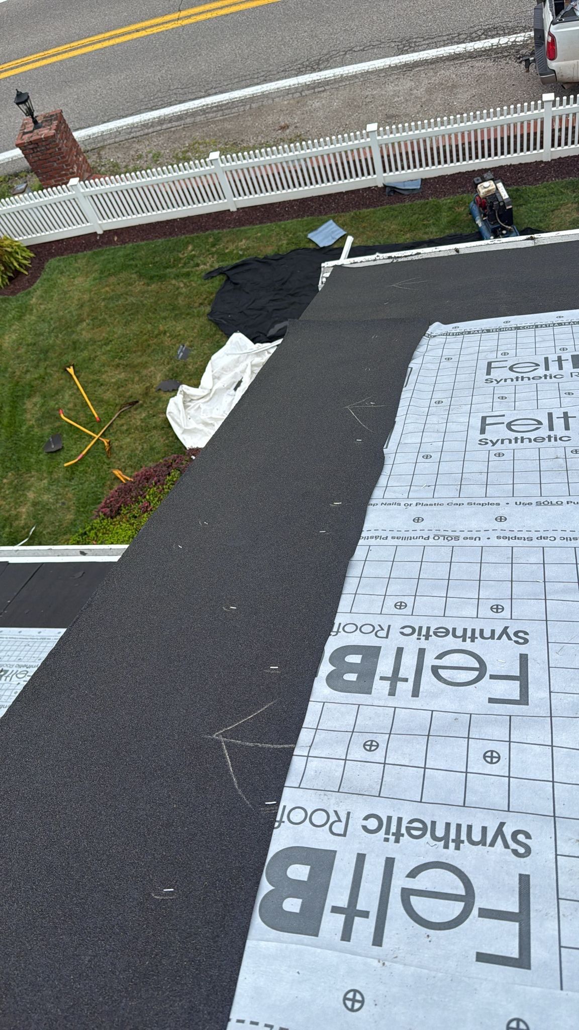 Residential Roofing Installation using GAF Timberline HDZ Charcoal by Rainstoppers Roofing