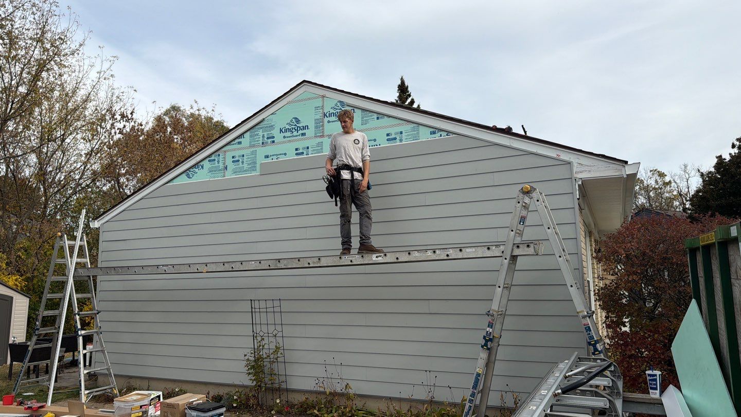Siding Replacement using Alside S7 Cedar Mill Grain Cape Cod Grey by 180 Contractors