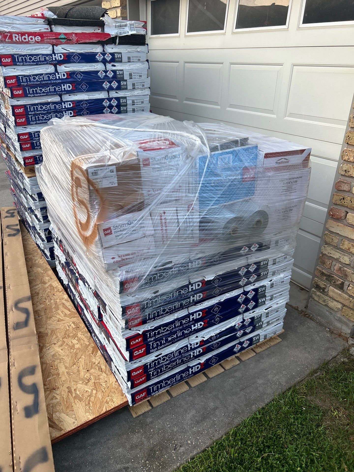 Residential Roof Replacement using GAF HDZ - Weathered Wood by Elite Roofing LLC