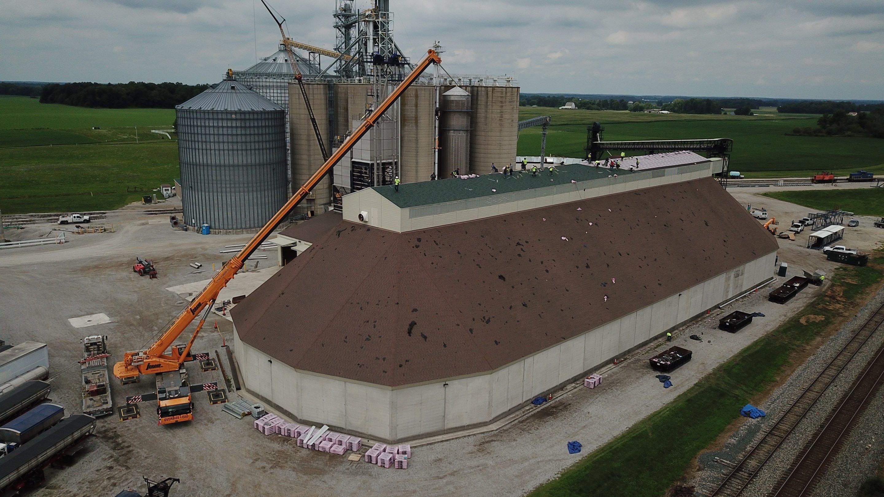 Commercial Roofing Installation using Duration Series Shingles - Chateau Green  by RoofX 