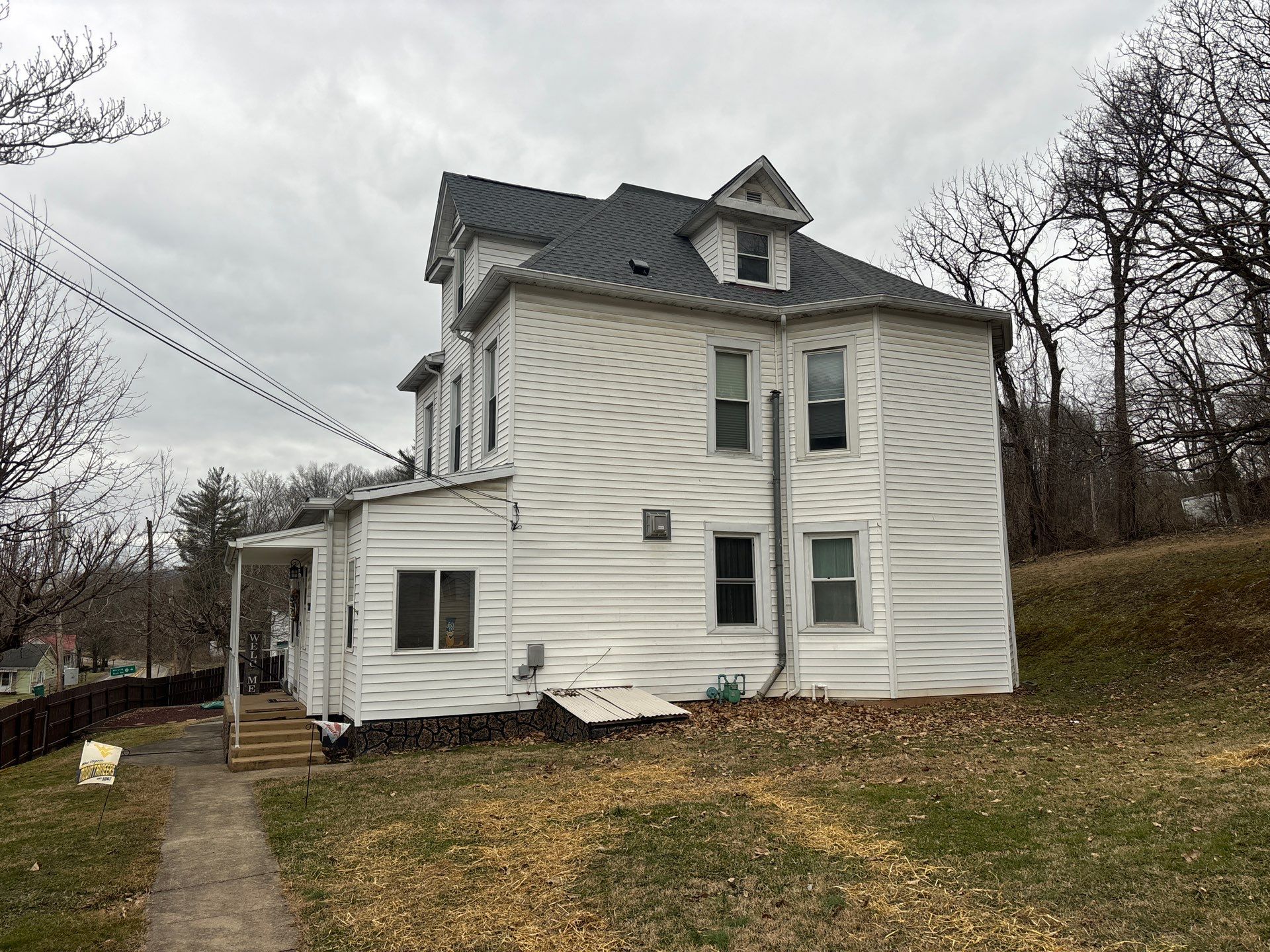 Residential Roofing Installation using GAF Timberline HDZ Shakewood by Rainstoppers Roofing