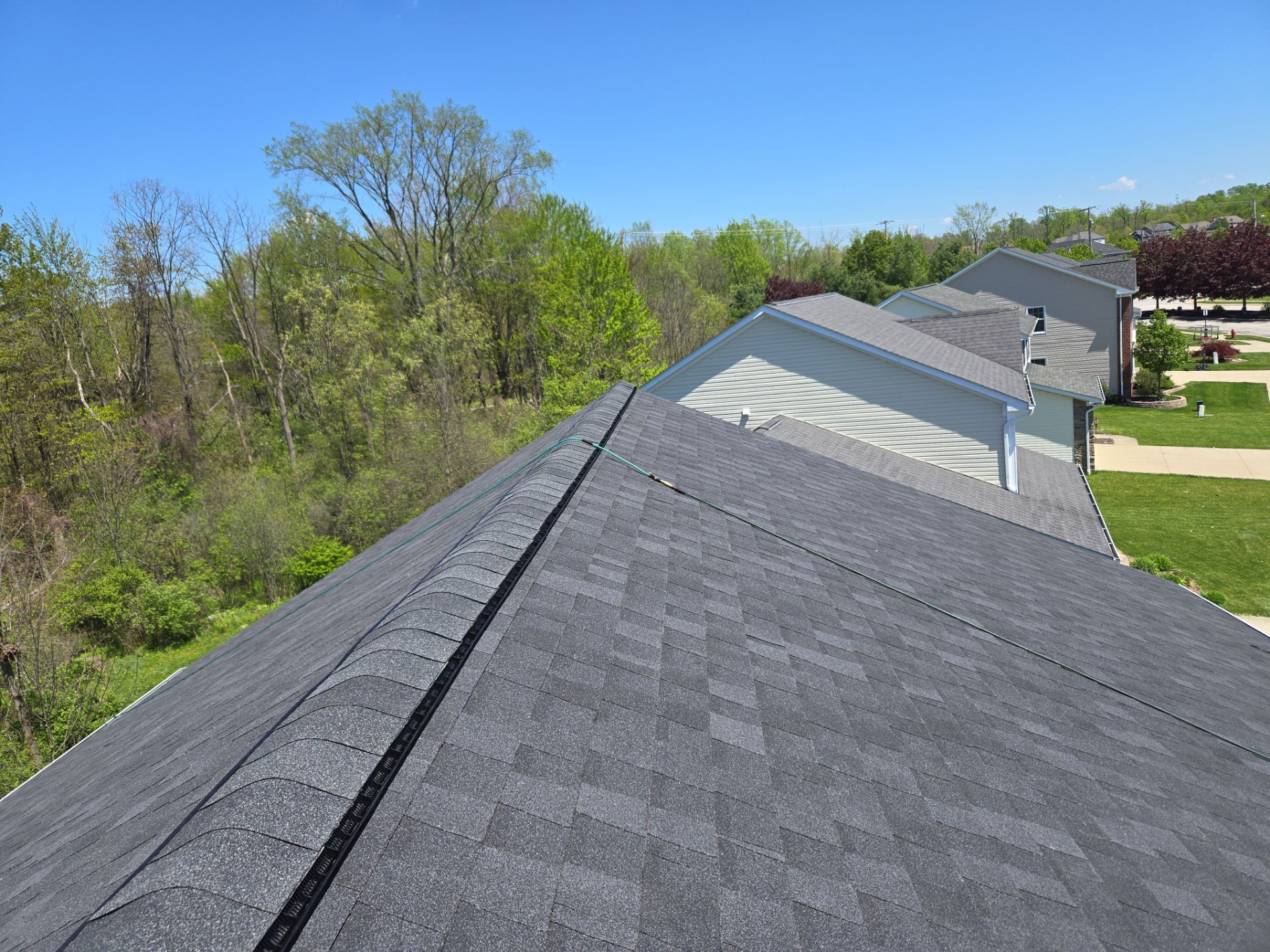 Rebecca N: Atlas Pinnacle, Color, Black Shadow, Drip Edge, Color, White by Eagle Eye Roofing