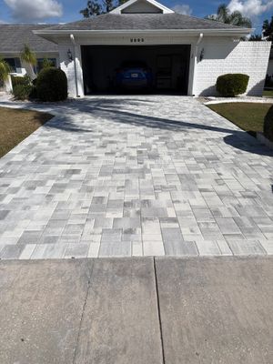 Paver Cleaning and Sealing in Sun City Center