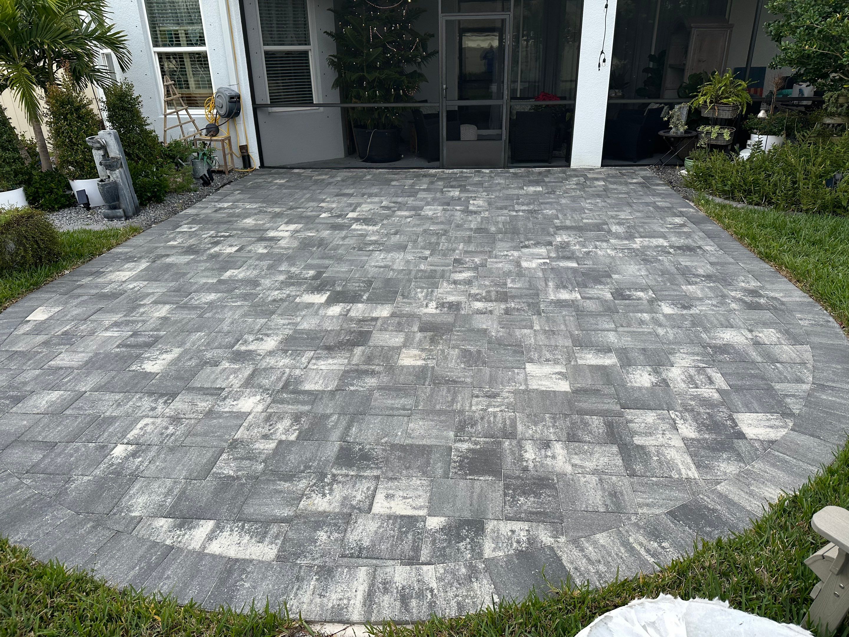 Roof Cleaning, Driveway Cleaning & Paver Patio Cleaning in Willow Palms Estates, Palmetto, FL | Sunshine AquaWash by Sunshine AquaWash