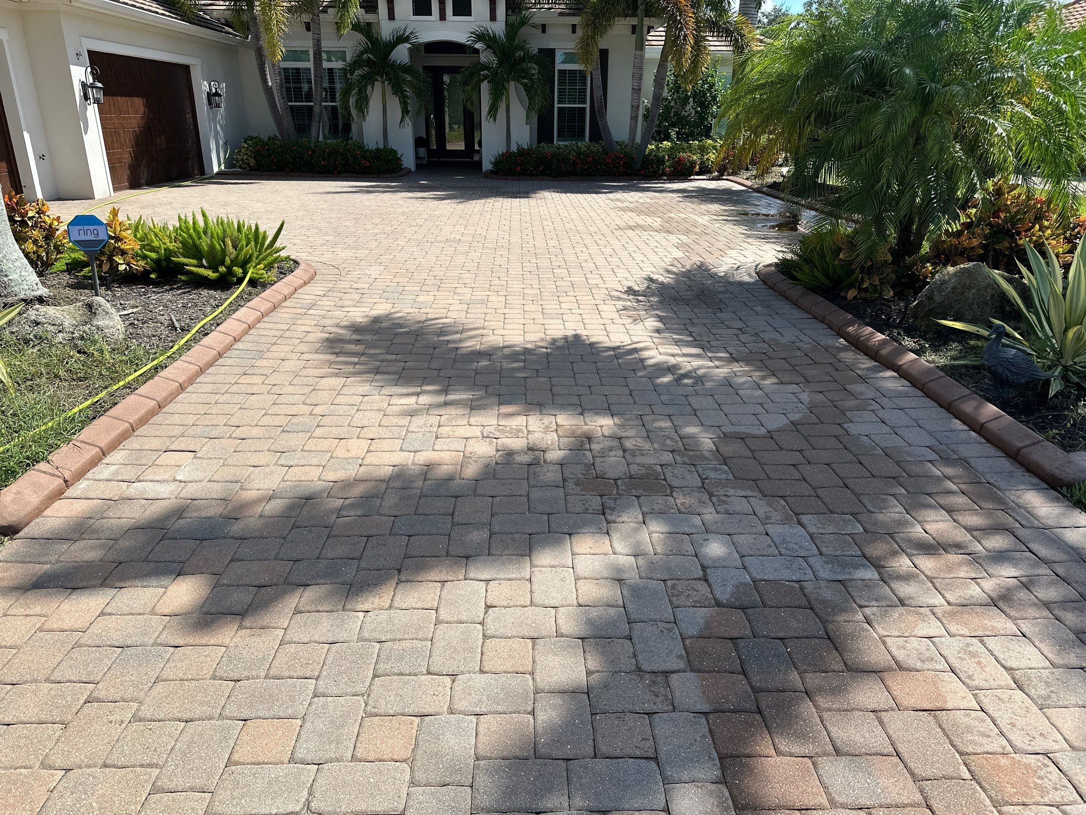 Paver Patio/Lanai & Driveway Cleaning in Winding River, Bradenton, FL | Sunshine AquaWash by Sunshine AquaWash