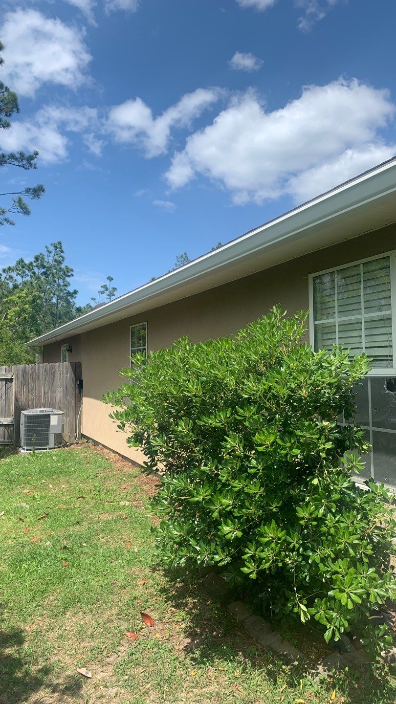 Seamless Aluminum Gutter Installation Using K-Style Seamless Gutters by Gutter Professors