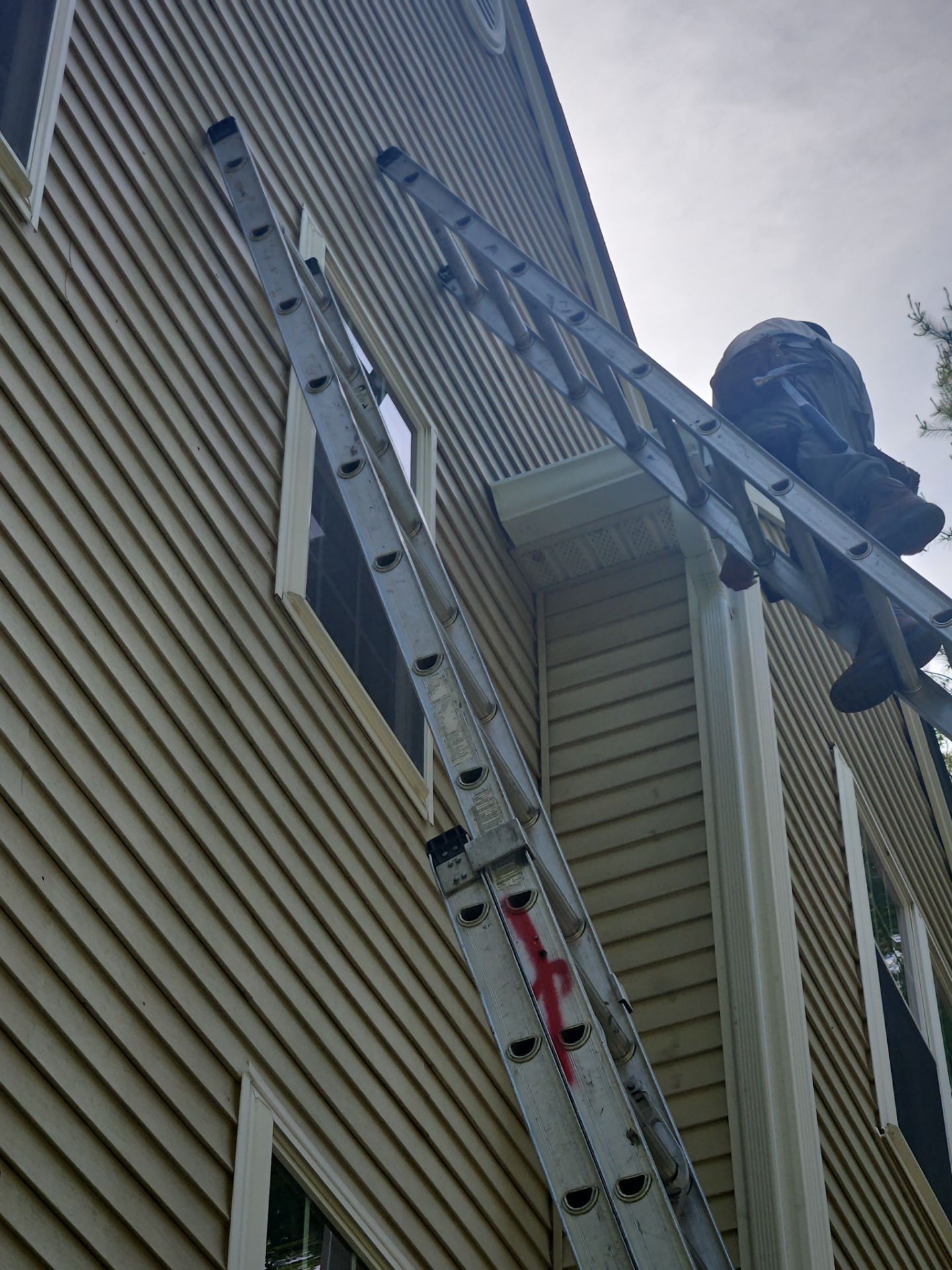Leak Repair & Gutter Replacement in Chelmsford, MA by Mighty Dog Roofing of Greater Middlesex County