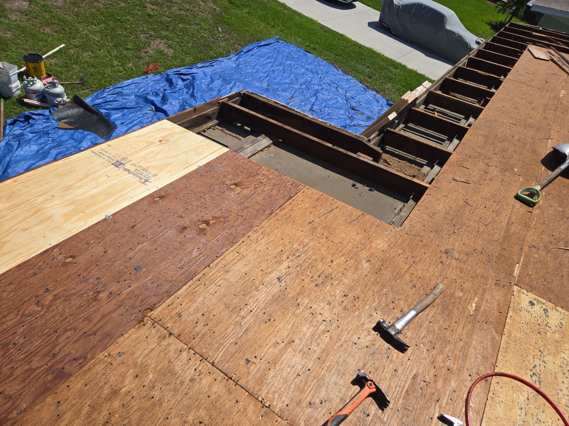 Project in St. Petersburg 33702 by Mitchell Roofing Company LLC 