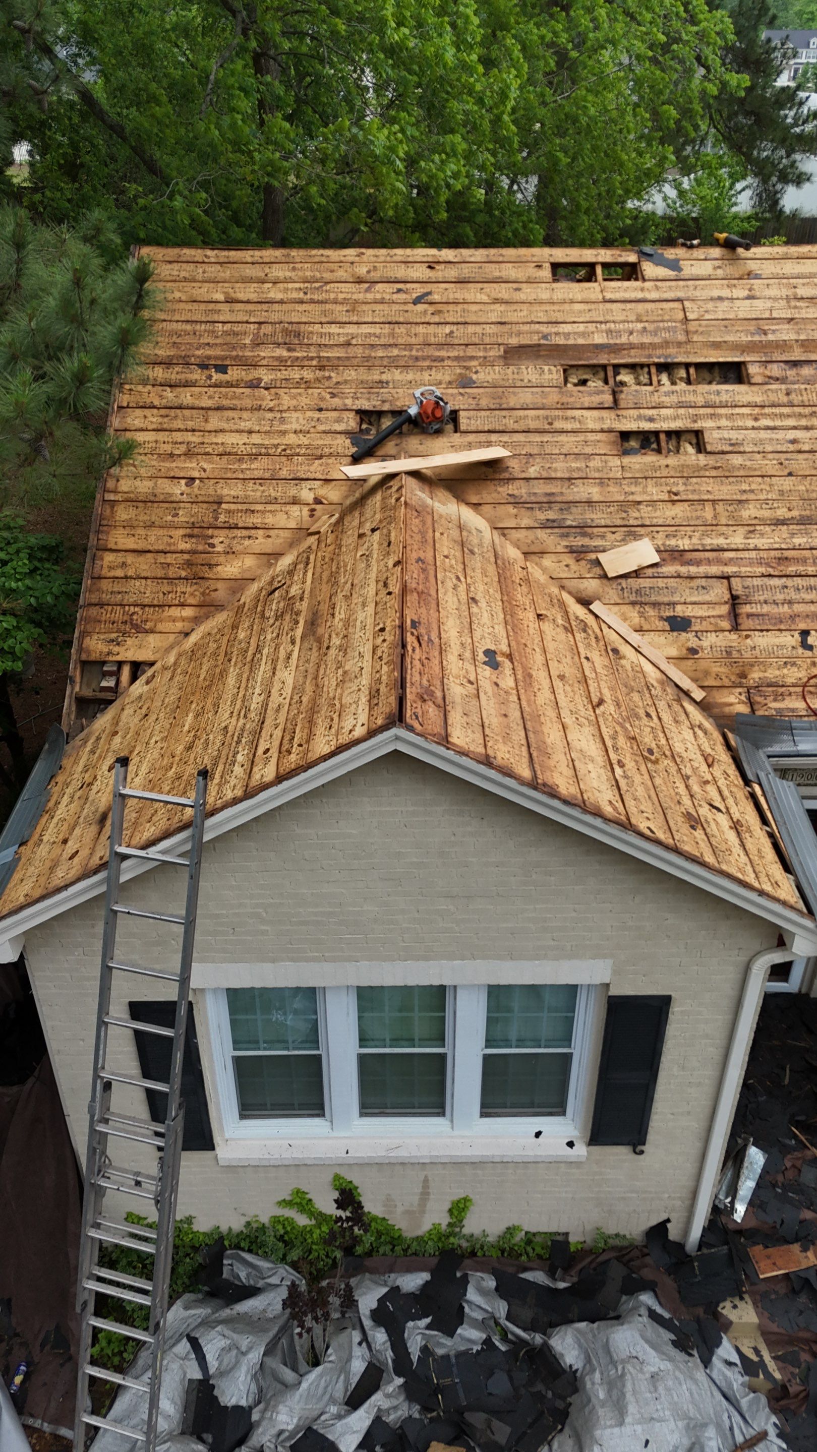 Roof Replacement - Timberline HDZ Weathered Wood  by Pro Performance Roofing