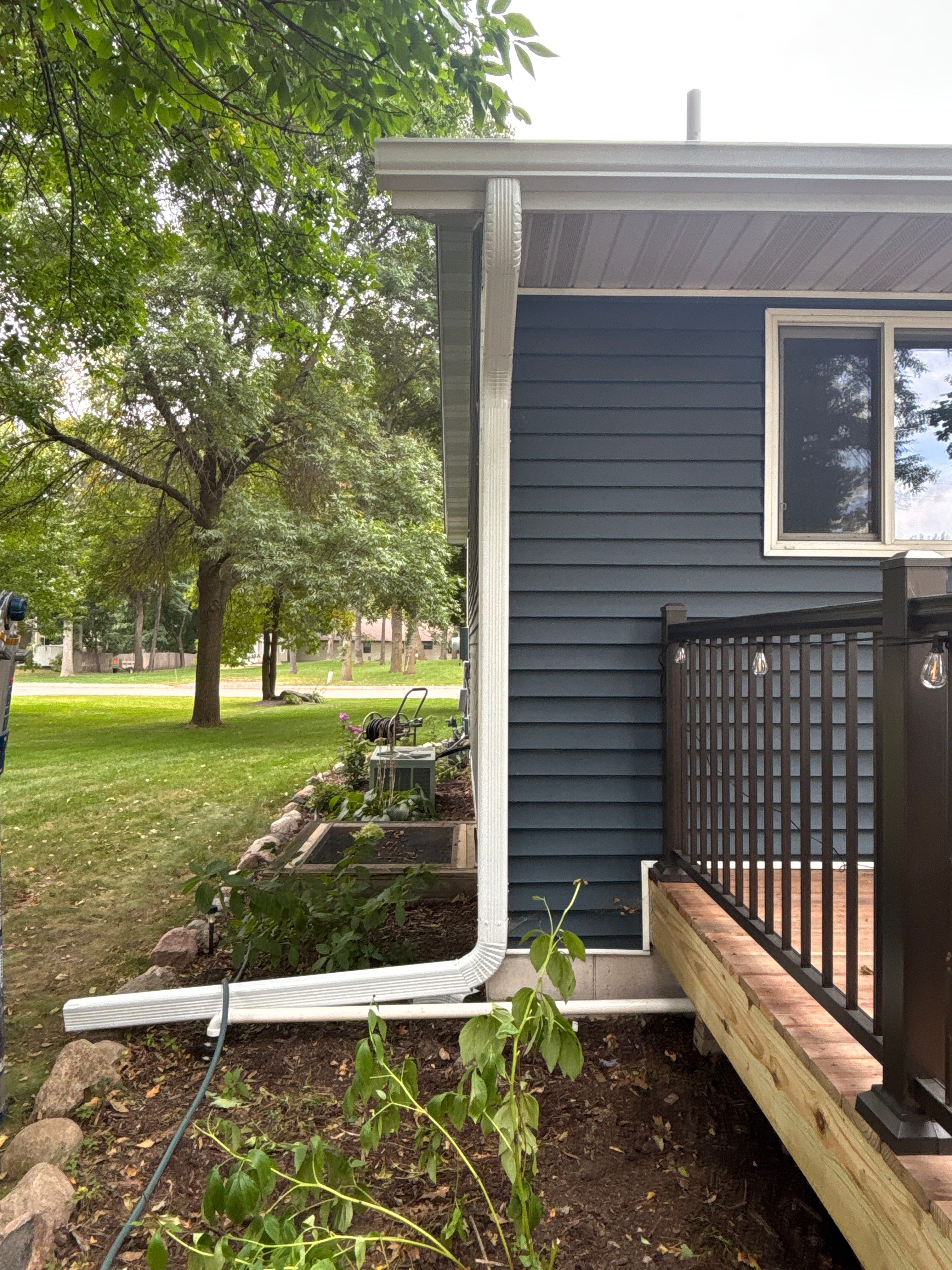 5-Inch White Seamless Gutter Installation – Waverly, MN by Next Level Seamless Gutters / Exteriors Inc.