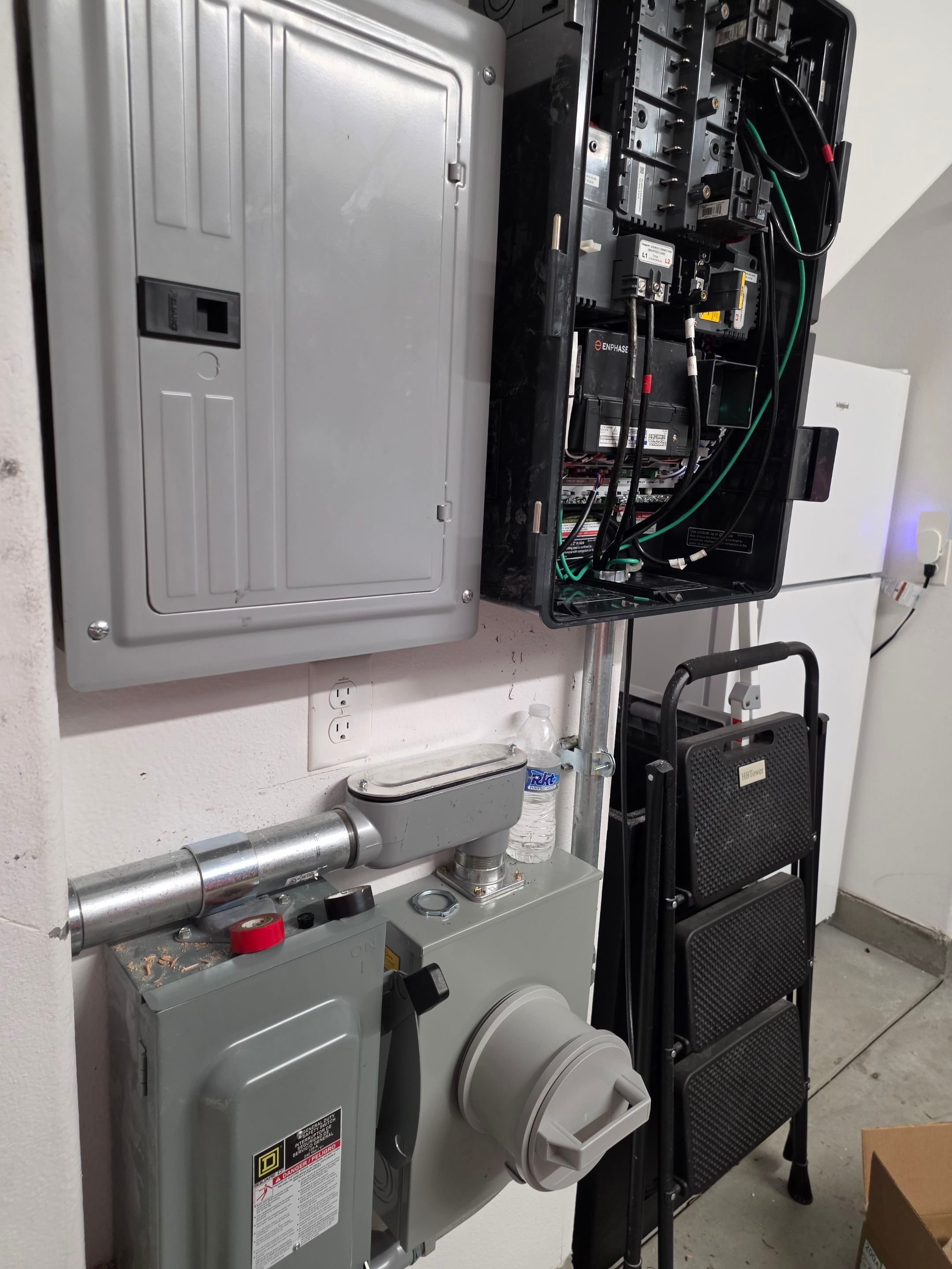 Solar Panel Installation and Enphase IQ Battery Storage in Simi Valley by VIBE SOLAR
