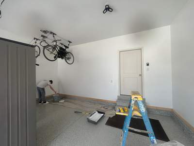 Cover Up the Bare Drywall with High-Performance Paint