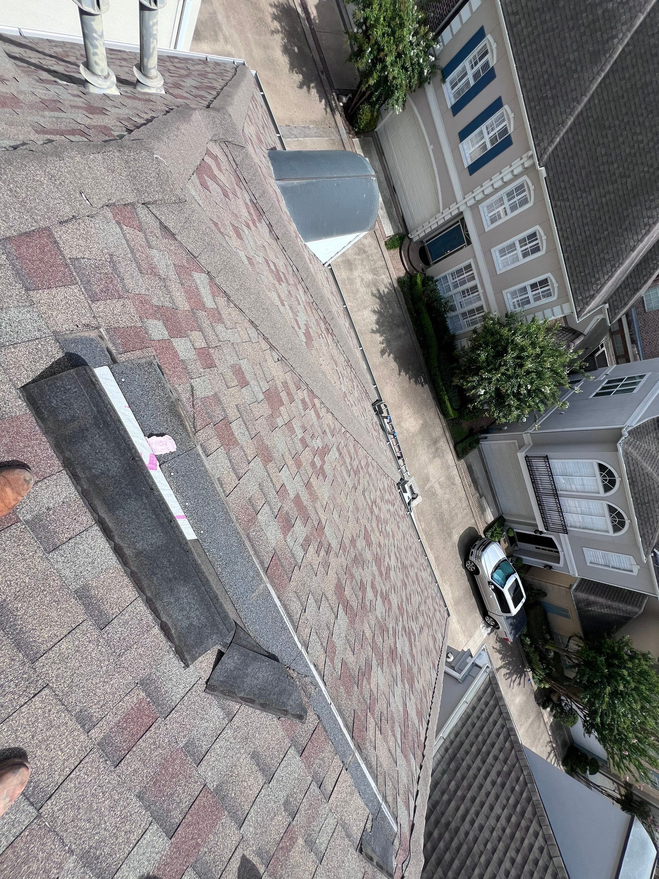 Hail Damage using Owen's Corning Duration (Lifetime) Shingles by Roof Repair Company