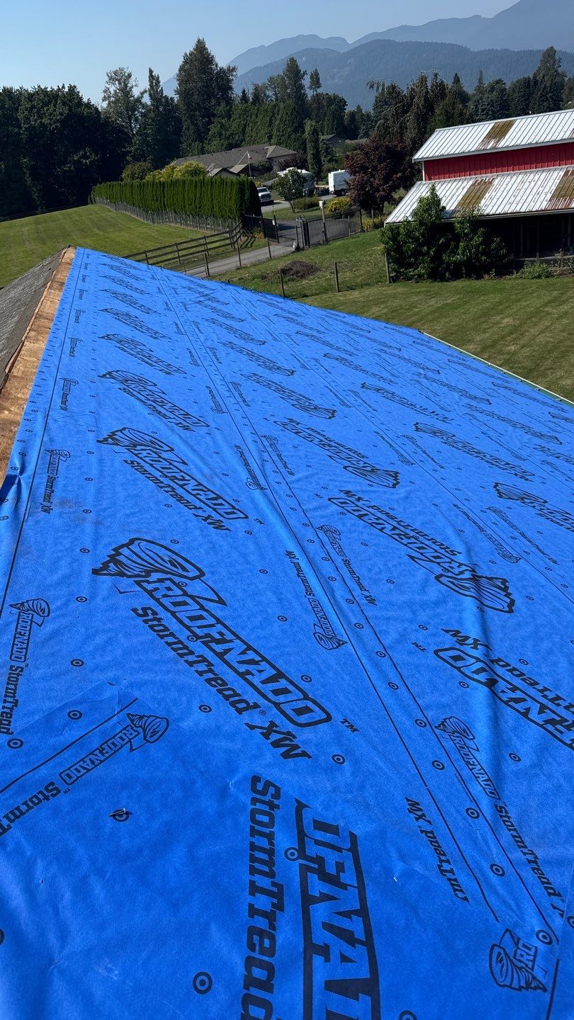 Residential Re-Roof using GAF Timberline HDZ Driftwood by Top Notch Roofing Inc