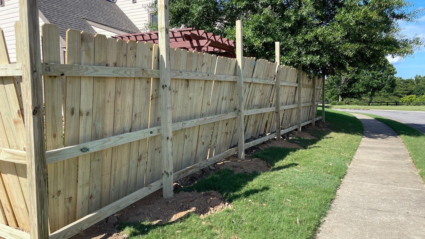 Chase Lake - Arched Shadowbox Fence by Pillar and Pine