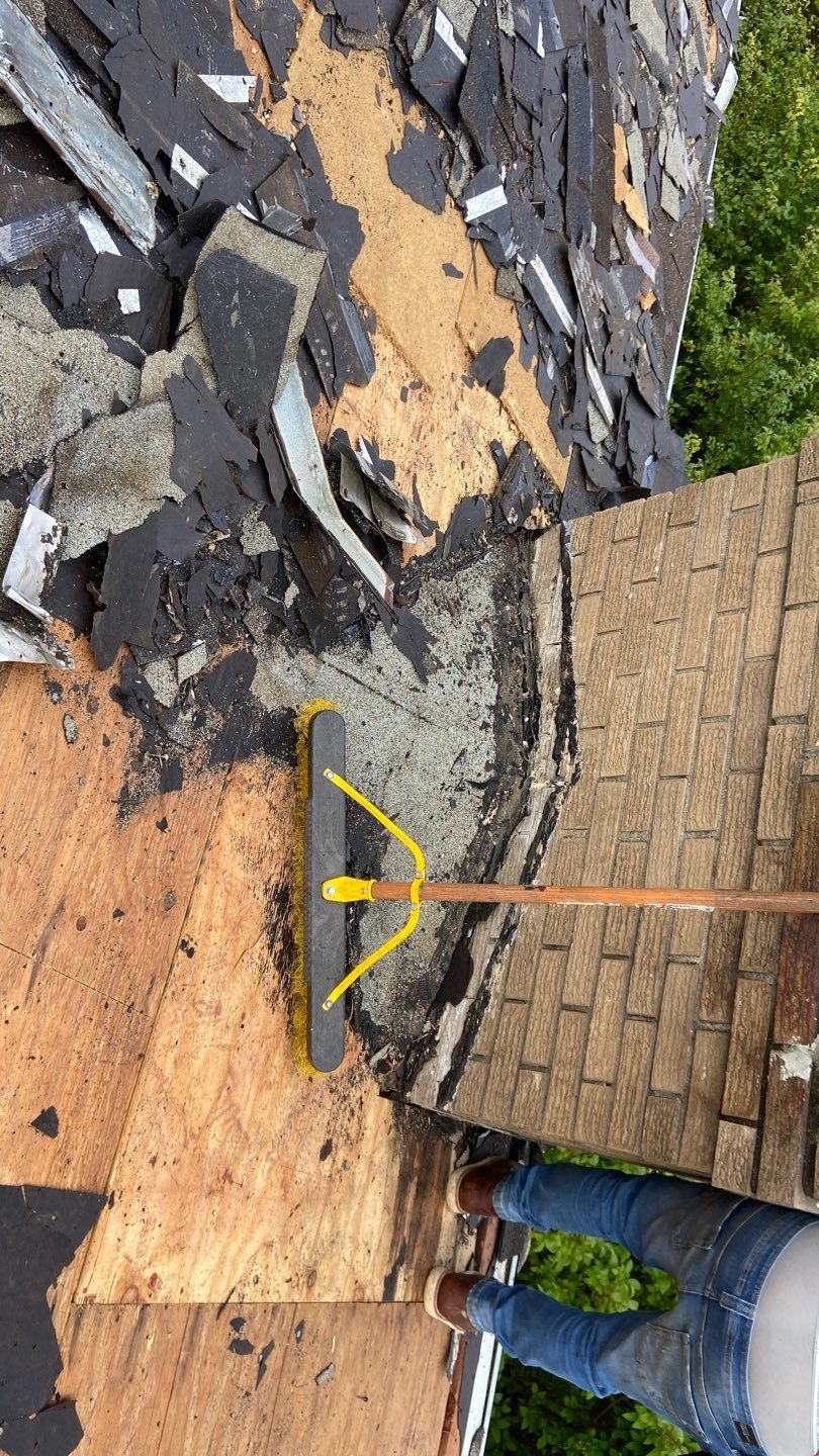 Roof Replacement using CertainTeed Landmark by 180 Contractors