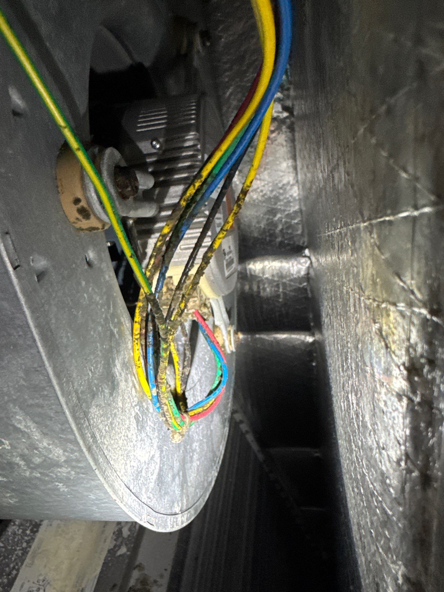 Duct Cleaning and Mold Remediation by Home Disaster Medics