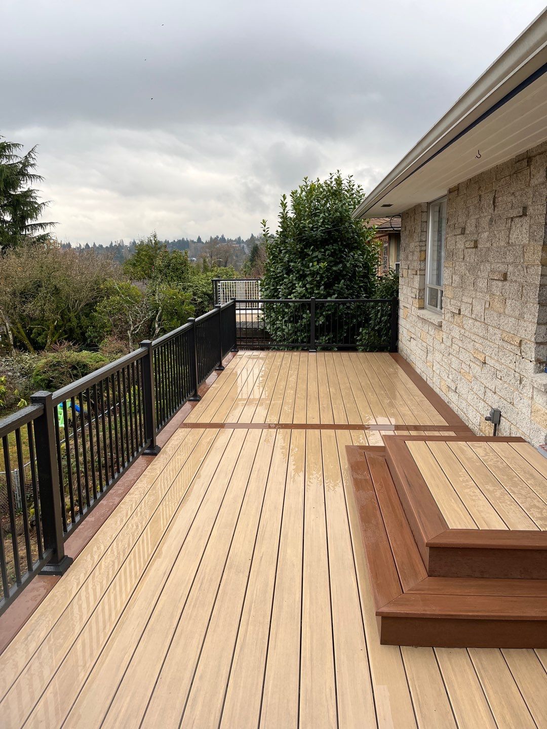 Spear PL Deck by Alki deck builders 