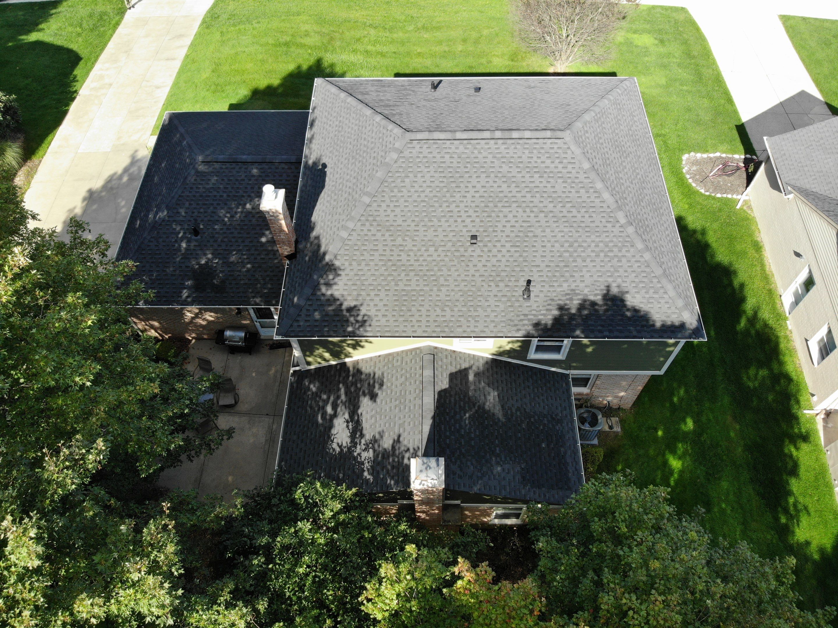 James Hardie Siding Installation & GAF Roof Replacement by Bloomfield Construction & Restoration