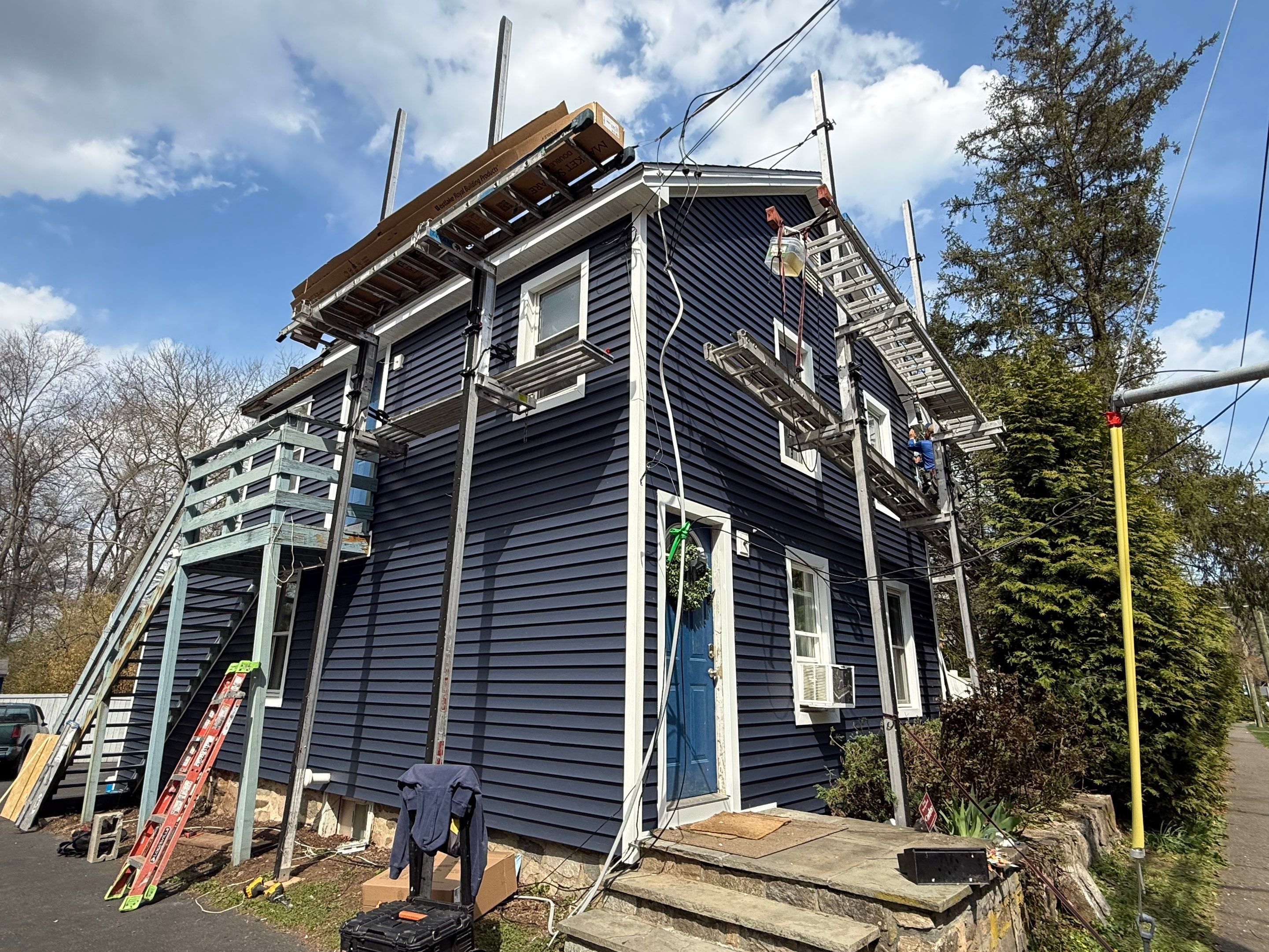 Roof & Siding by JLP PRO SERVICES LLC