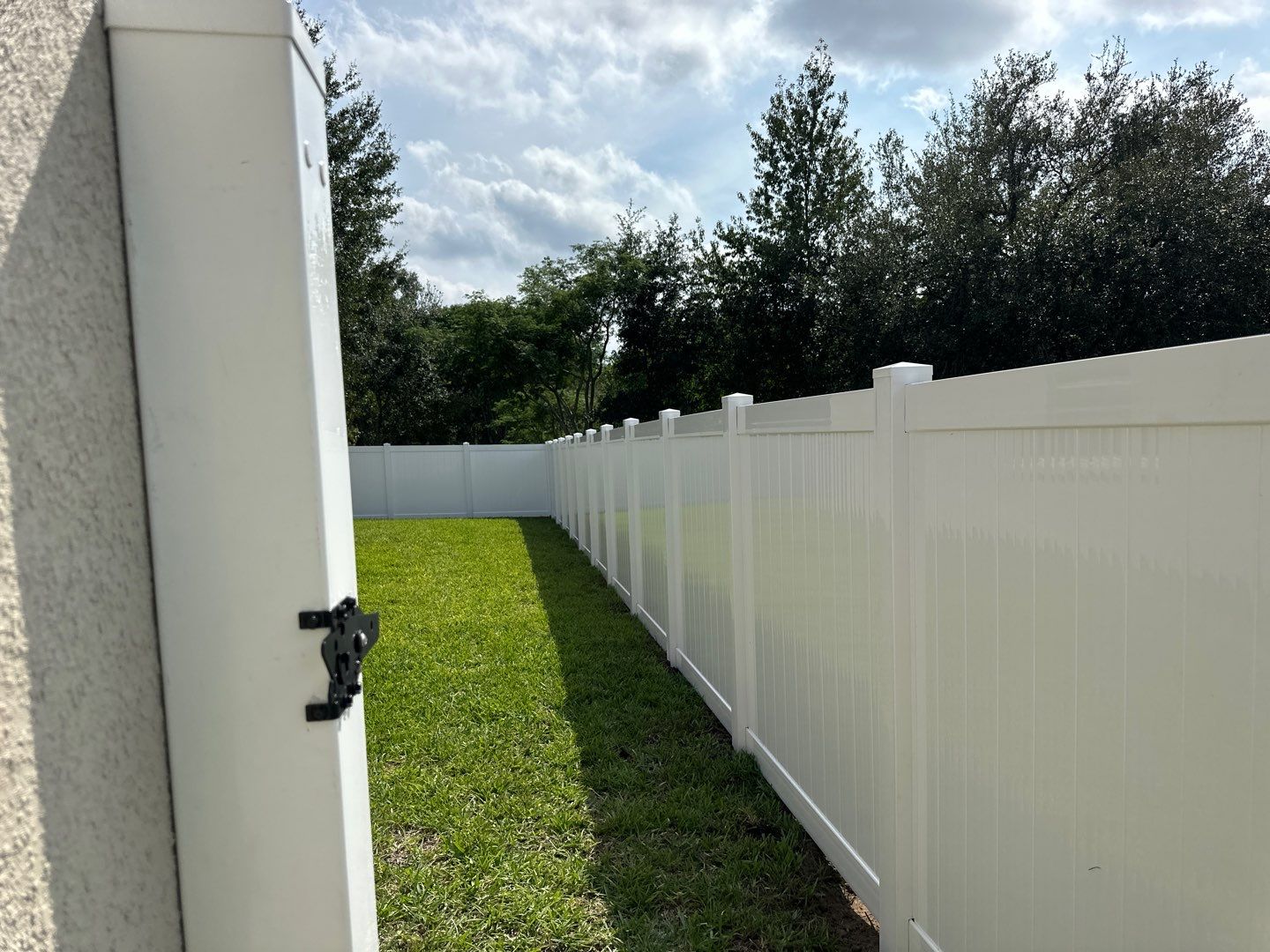 Vinyl Fence Installation using 6Ft White Vinyl Privacy Fence by Asap fence and gates, LLC