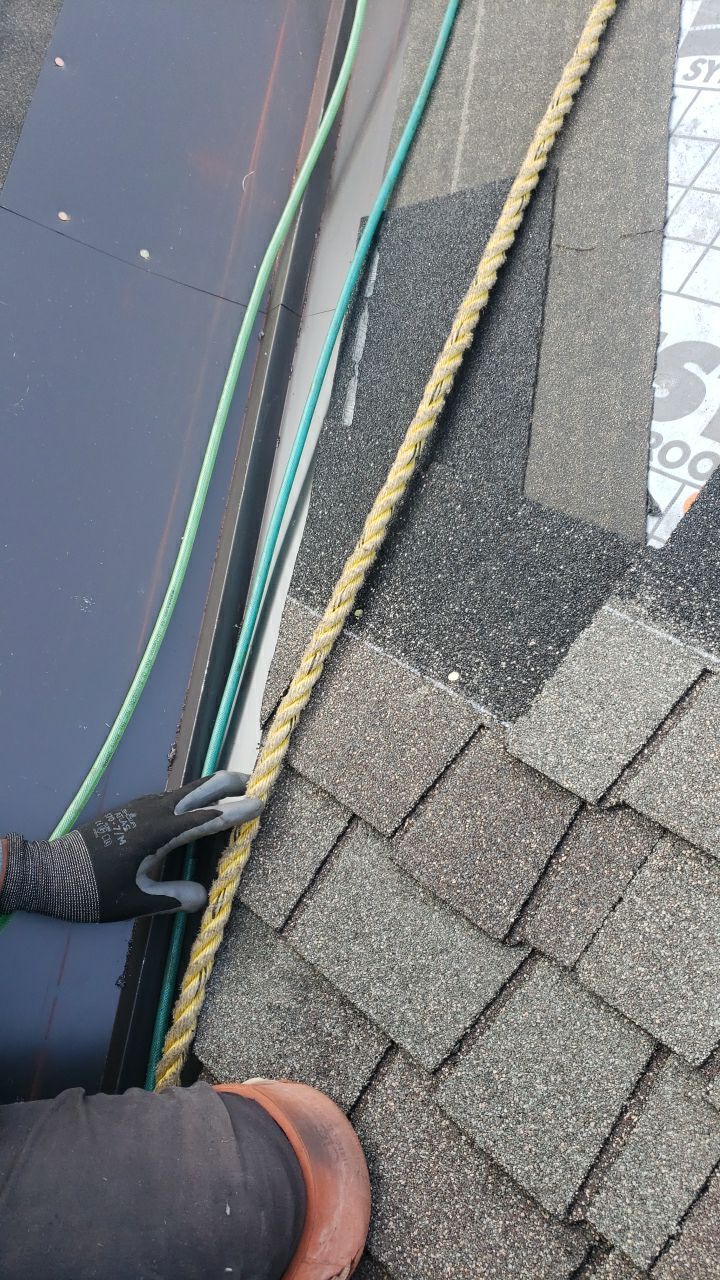 Residential Roofing Installation using GAF Glenwood Premium Shingle by The Roof Doctor