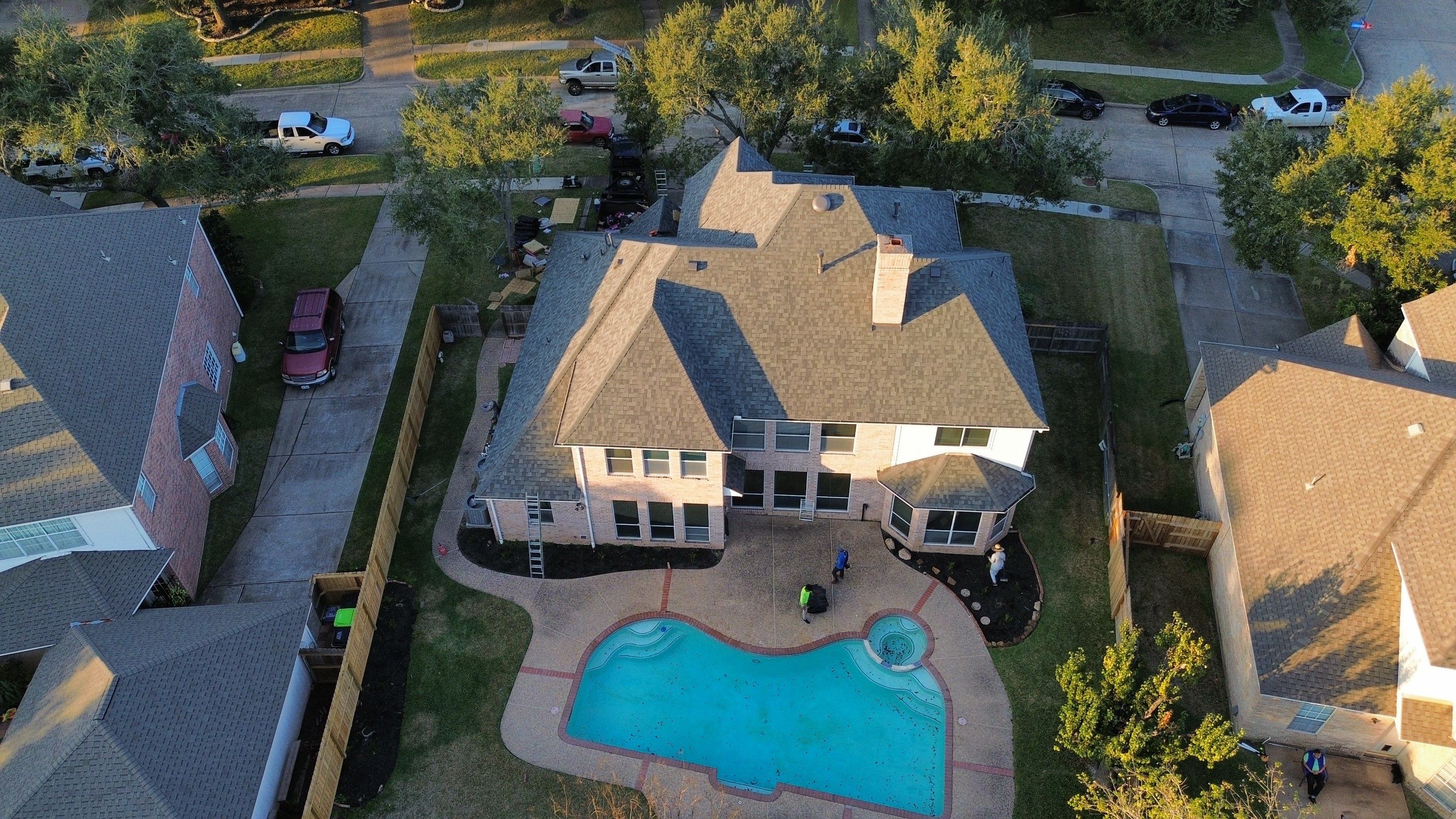 OC Duration Estate Gray by HHH Roofing & Construction