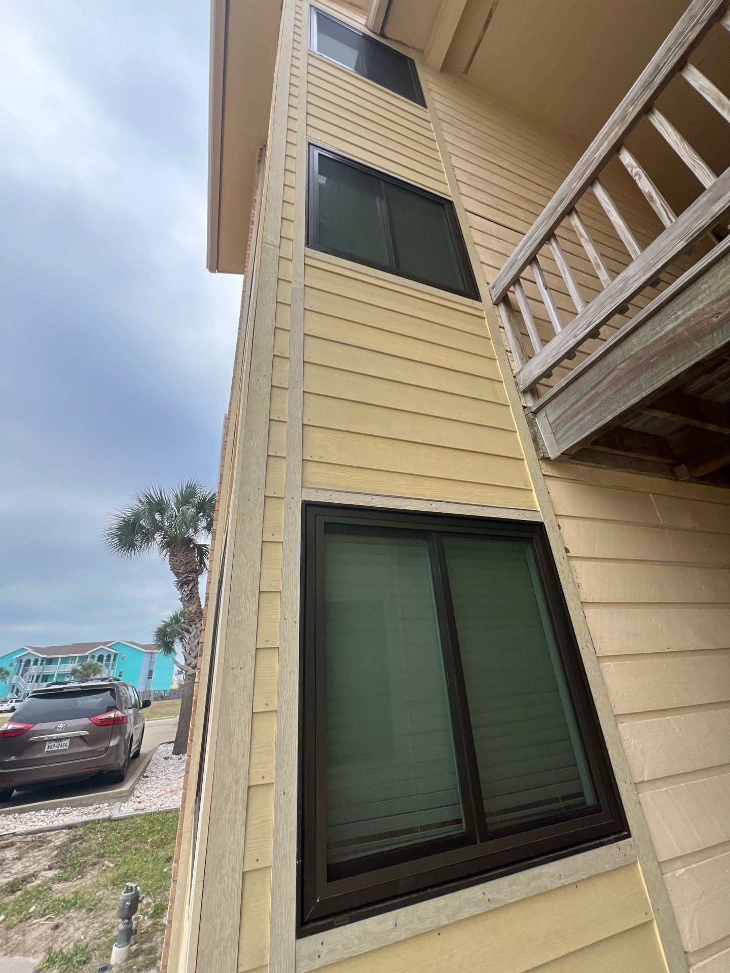 Exterior remodel Fortuna Bay Condos by Bayfront Roofing and Construction