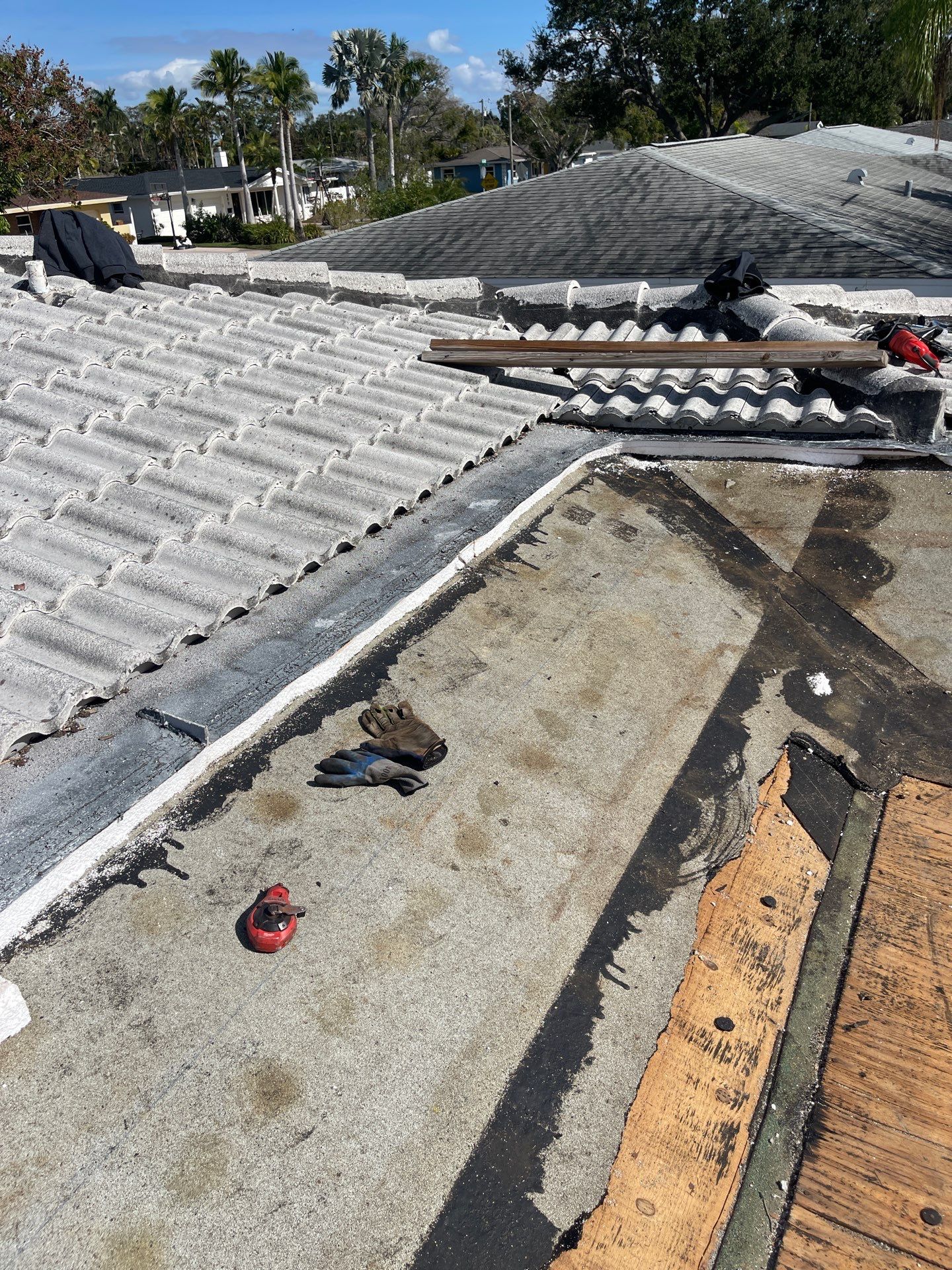 Project in St. Petersburg 33703 by Mitchell Roofing Company LLC 