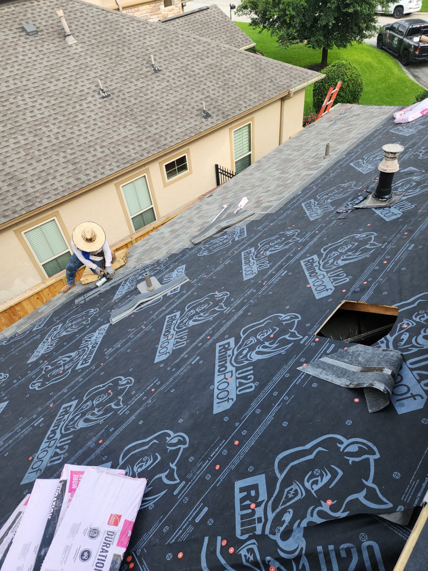 Residential Roofing Installation using Owen's Corning Duration (Lifetime) Shingles by Roof Repair Company