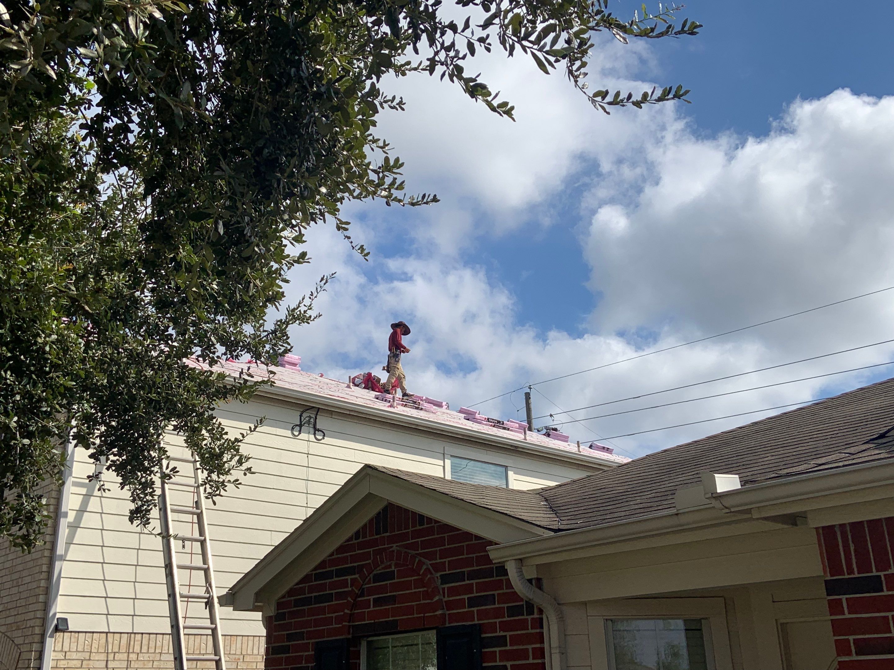 Residential Roofing Installation using Owen's Corning Duration (Lifetime) Shingles by Roof Repair Company