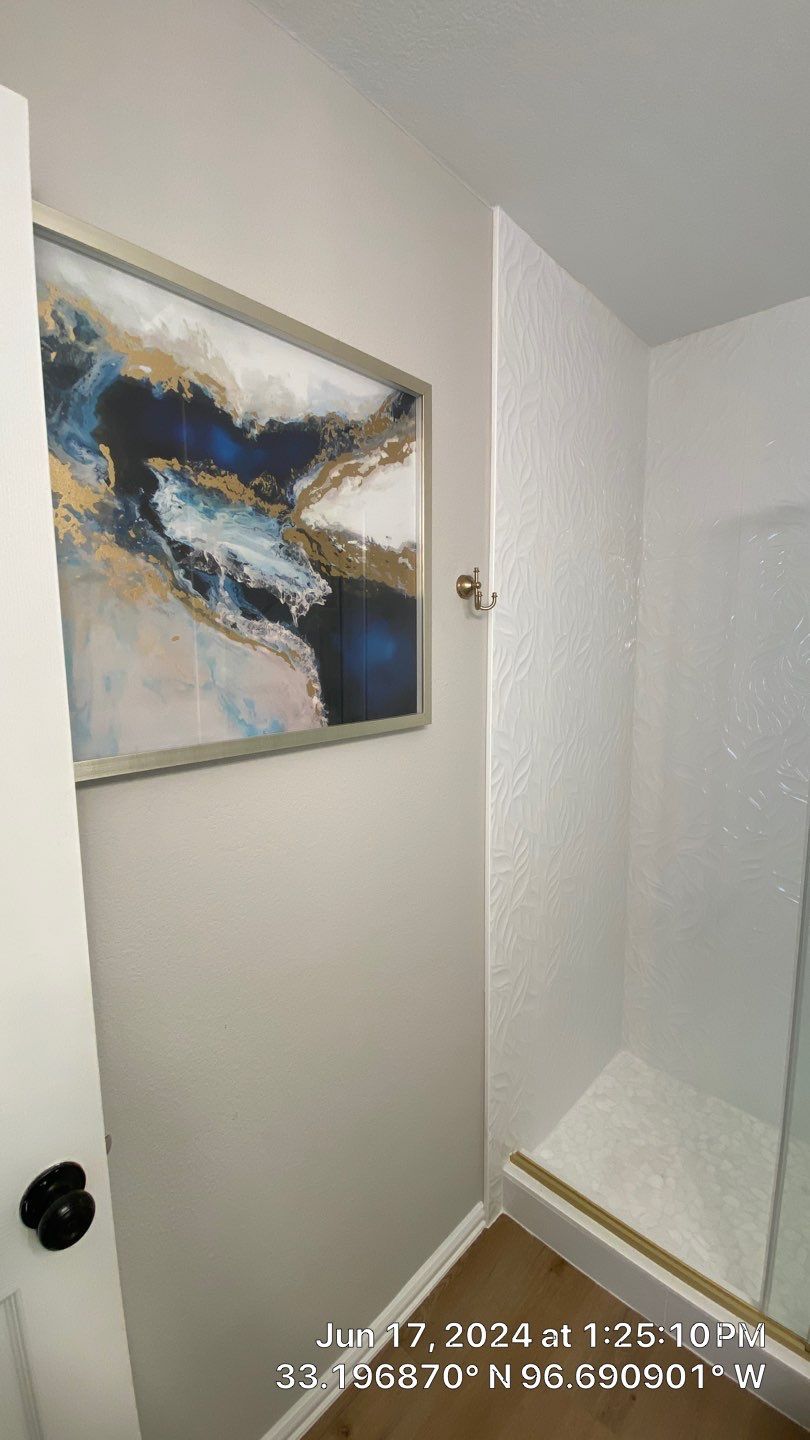 Guest bathroom remodel by SLM General Contractors & Roofing