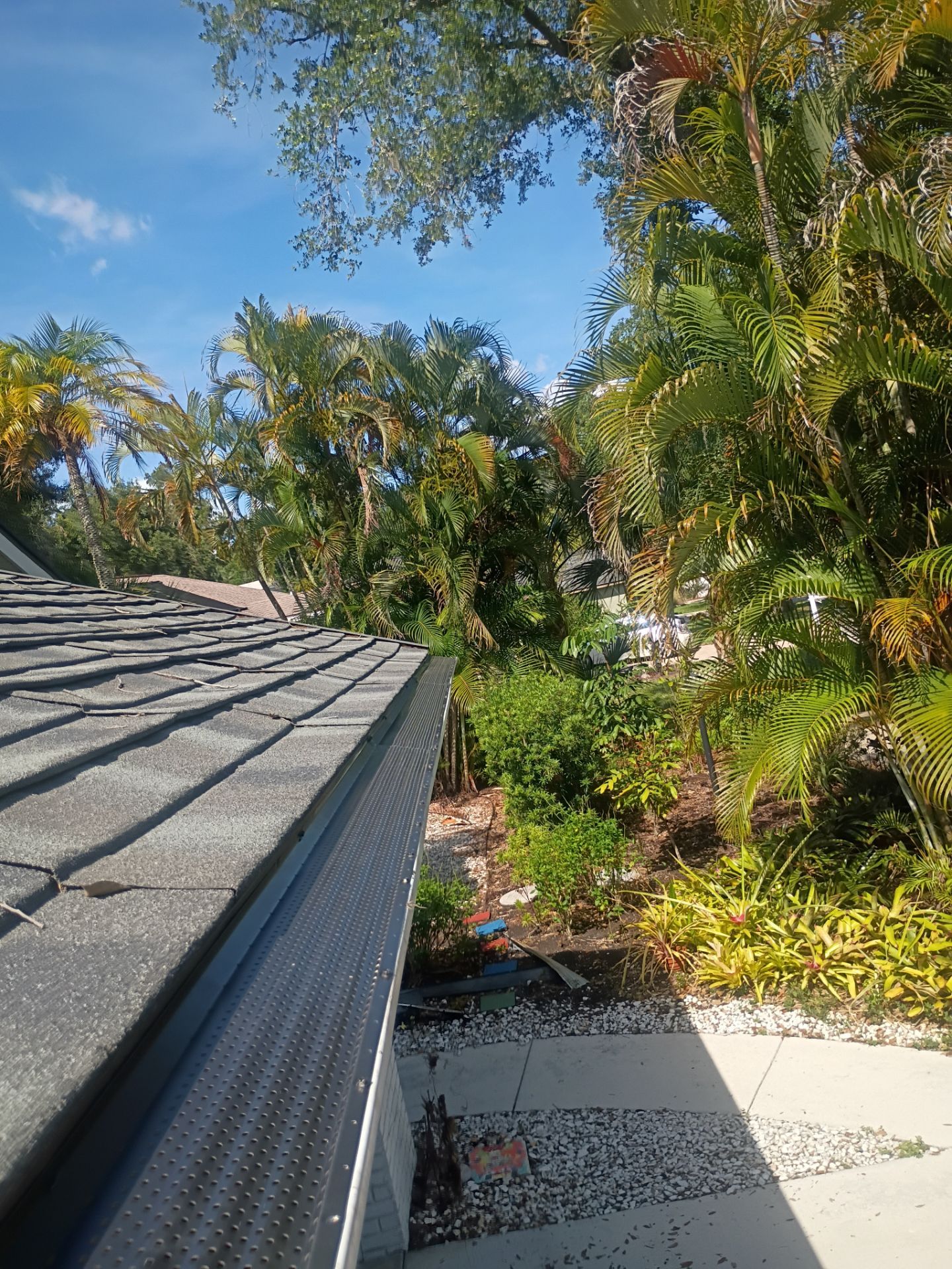 Gutter Guards Installation using Leaf Guard in Sarasota FL by Gutter Professors