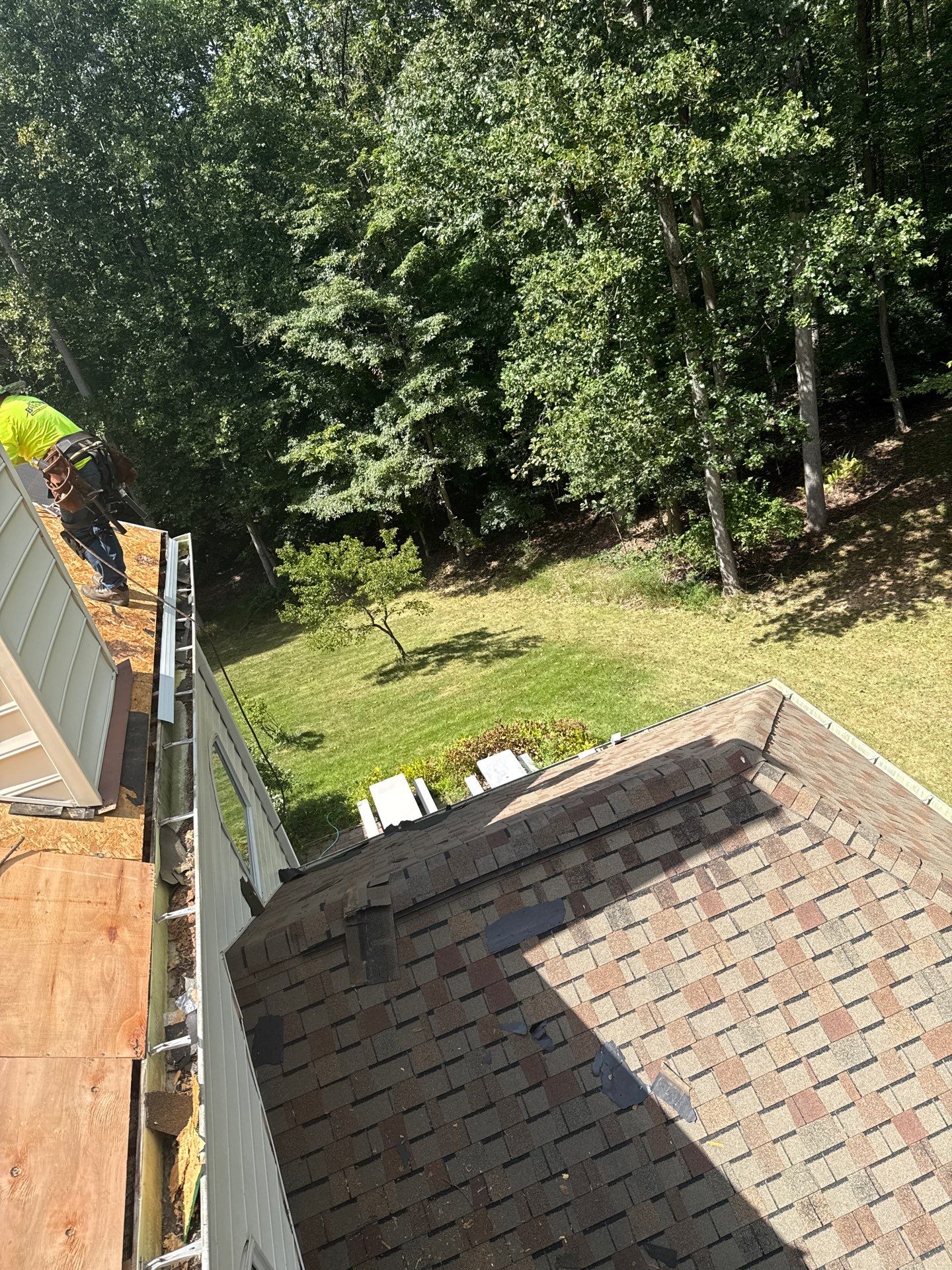 Fairfax station: Residential Roof with CertainTeed Landmark Pro in Max Def Shenandoah  by RM Banning, Inc.