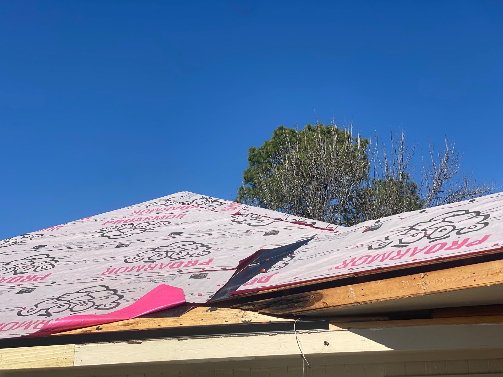Residential Roofing Installation using Owen's Corning Duration (Lifetime) Shingles by Roof Repair Company