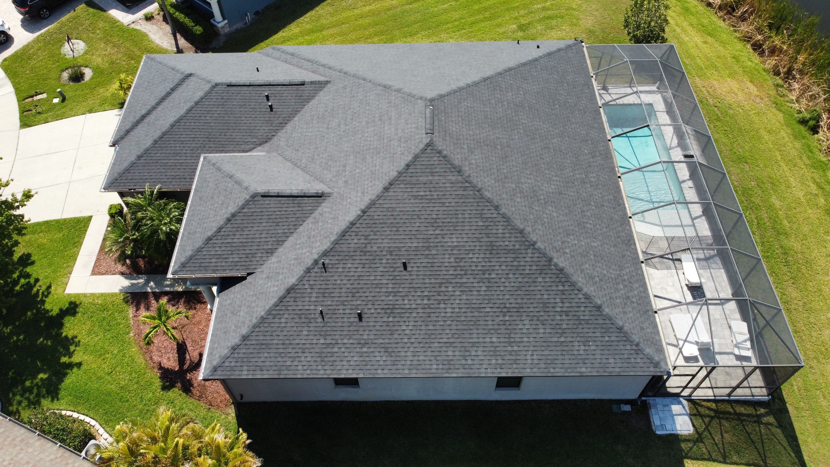 Roof Replacement in Palmetto FL, by Steadfast Roofing 