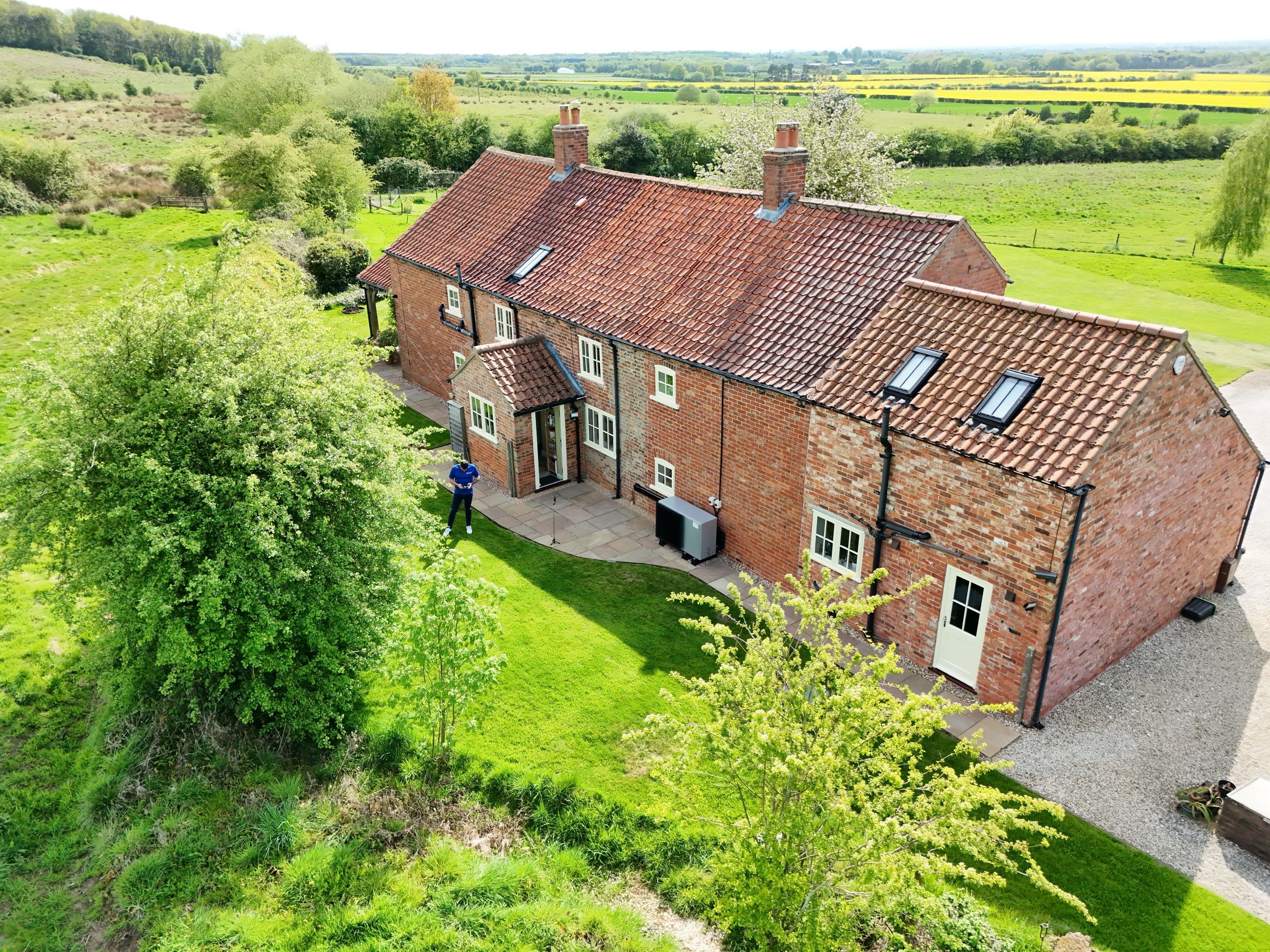 πΏ Project Spotlight | Renewable Heating with Real Style by Elite Services Group Ltd
