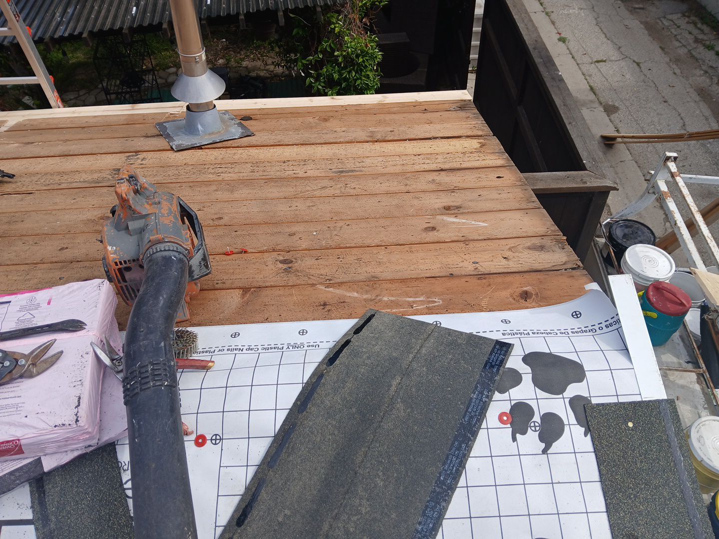 Garage Reroof using Owens Corning Duration Cool Shingles by Hull Brothers Roofing