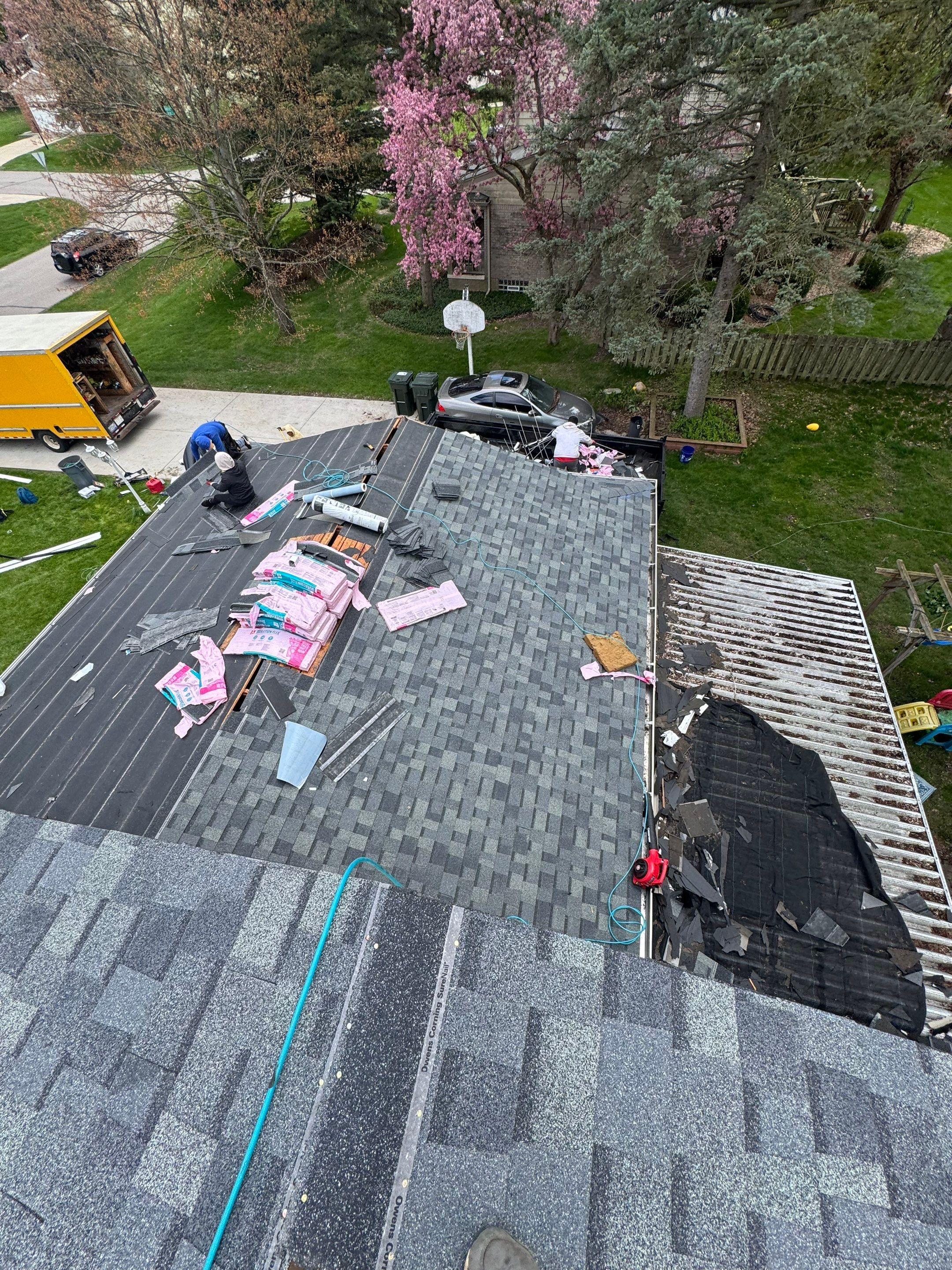 Roof Replacement using Owens Corning Tru Definitions by 180 Contractors