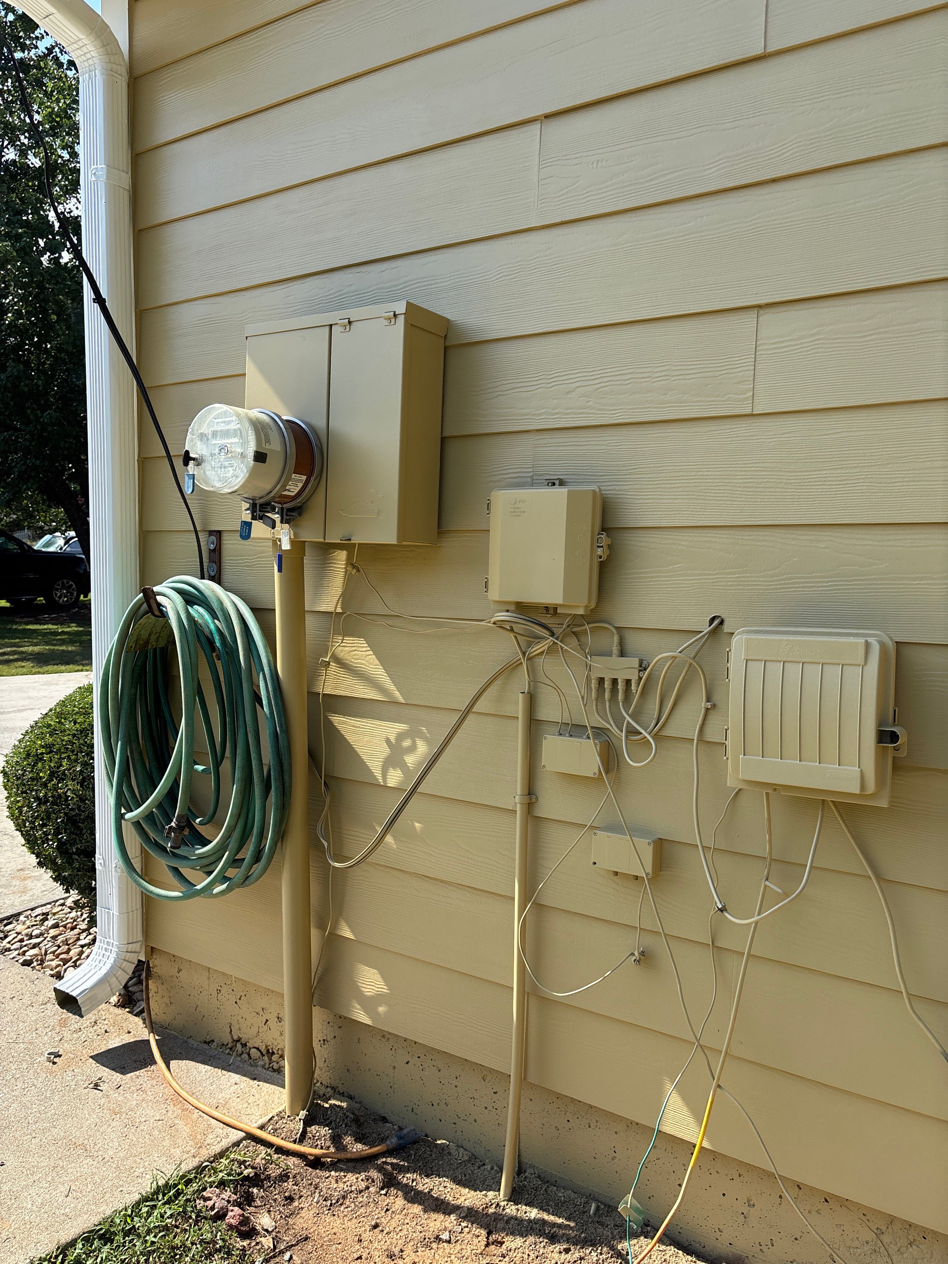 Siding replacement  by Deerfield Roofing LLC