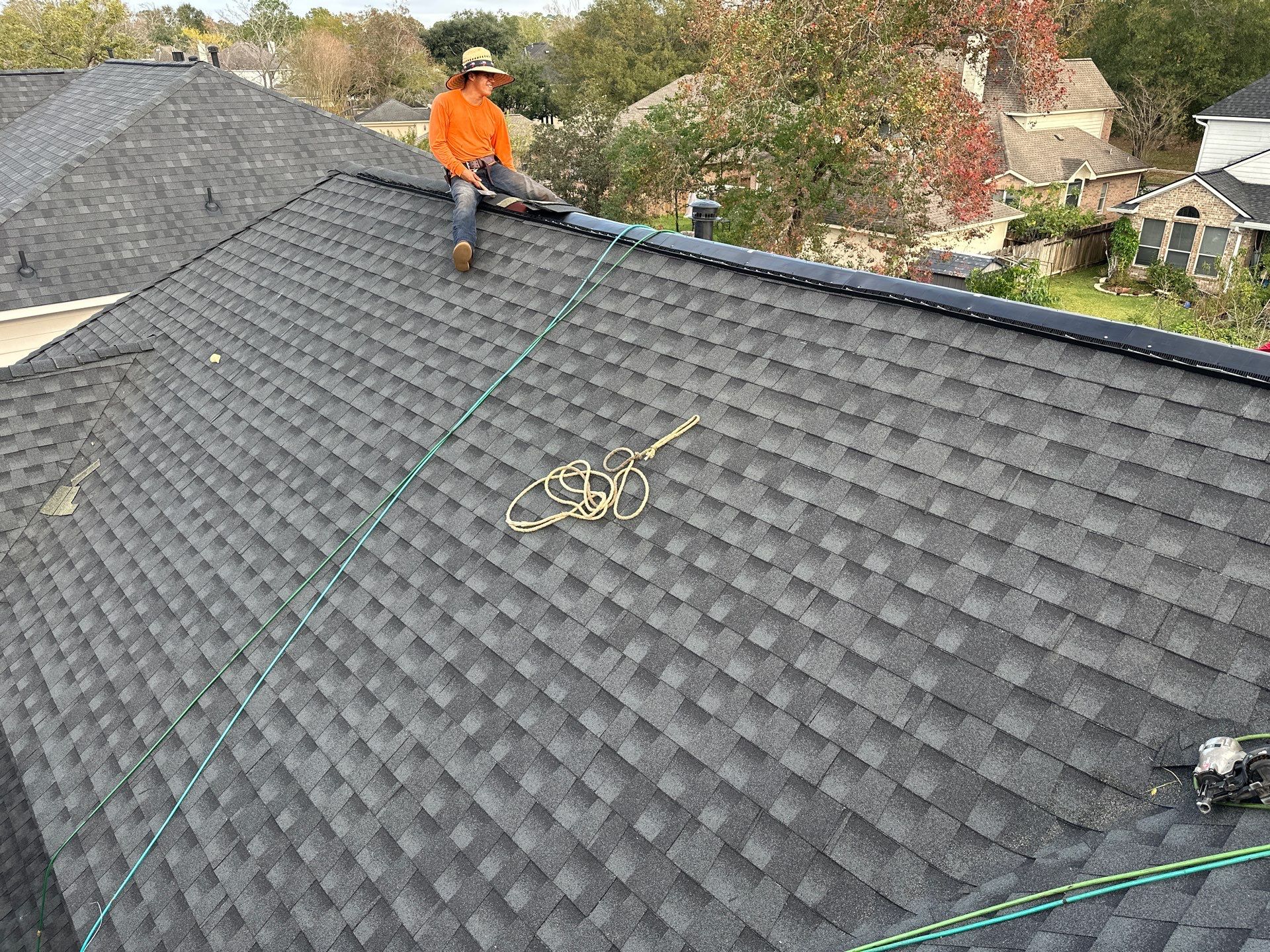 GAF HDZ CHARCOAL W/ PREMIUM RIDGE Z by Motion Roofing