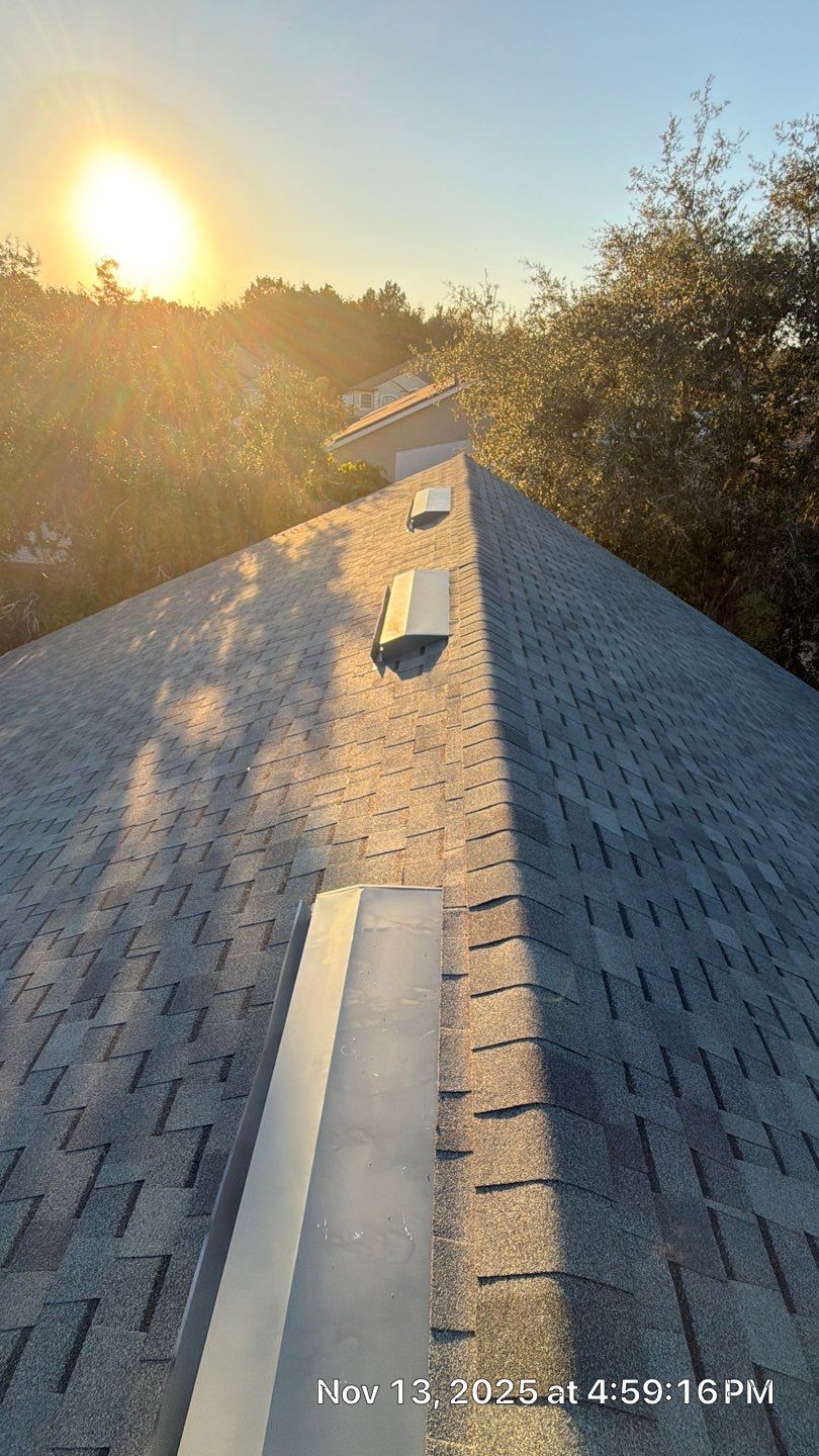 Atlas Pinnacle Pristine Architectural Shingle Roof Replacement in Kissimmee by Fortified Roofing Solutions Corp.