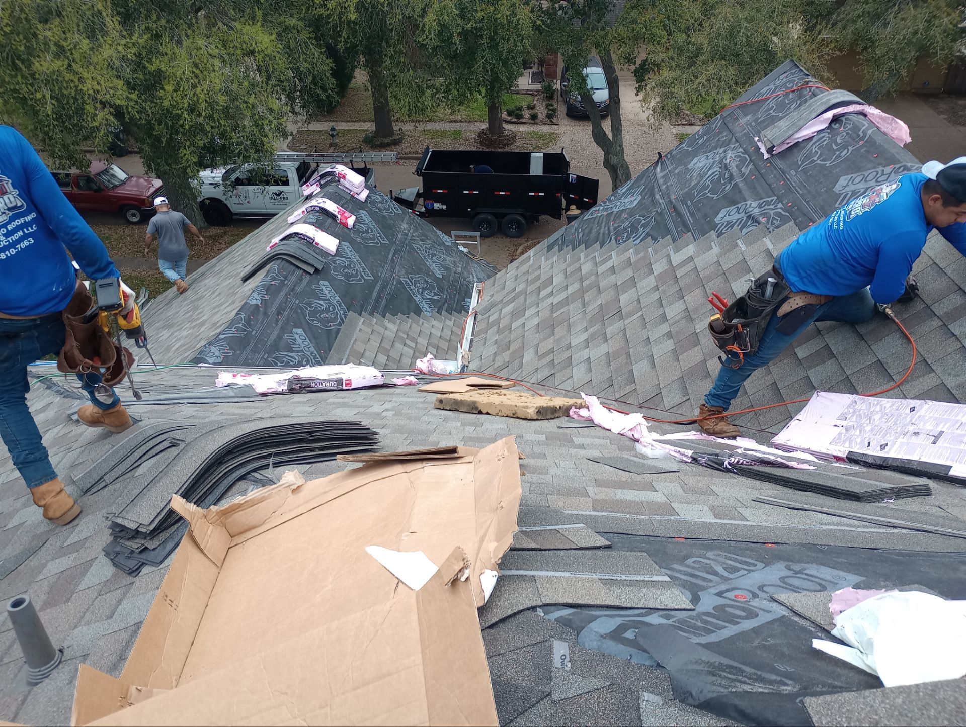 Residential Roofing Installation using Owen's Corning Duration (Lifetime) Shingles by Roof Repair Company